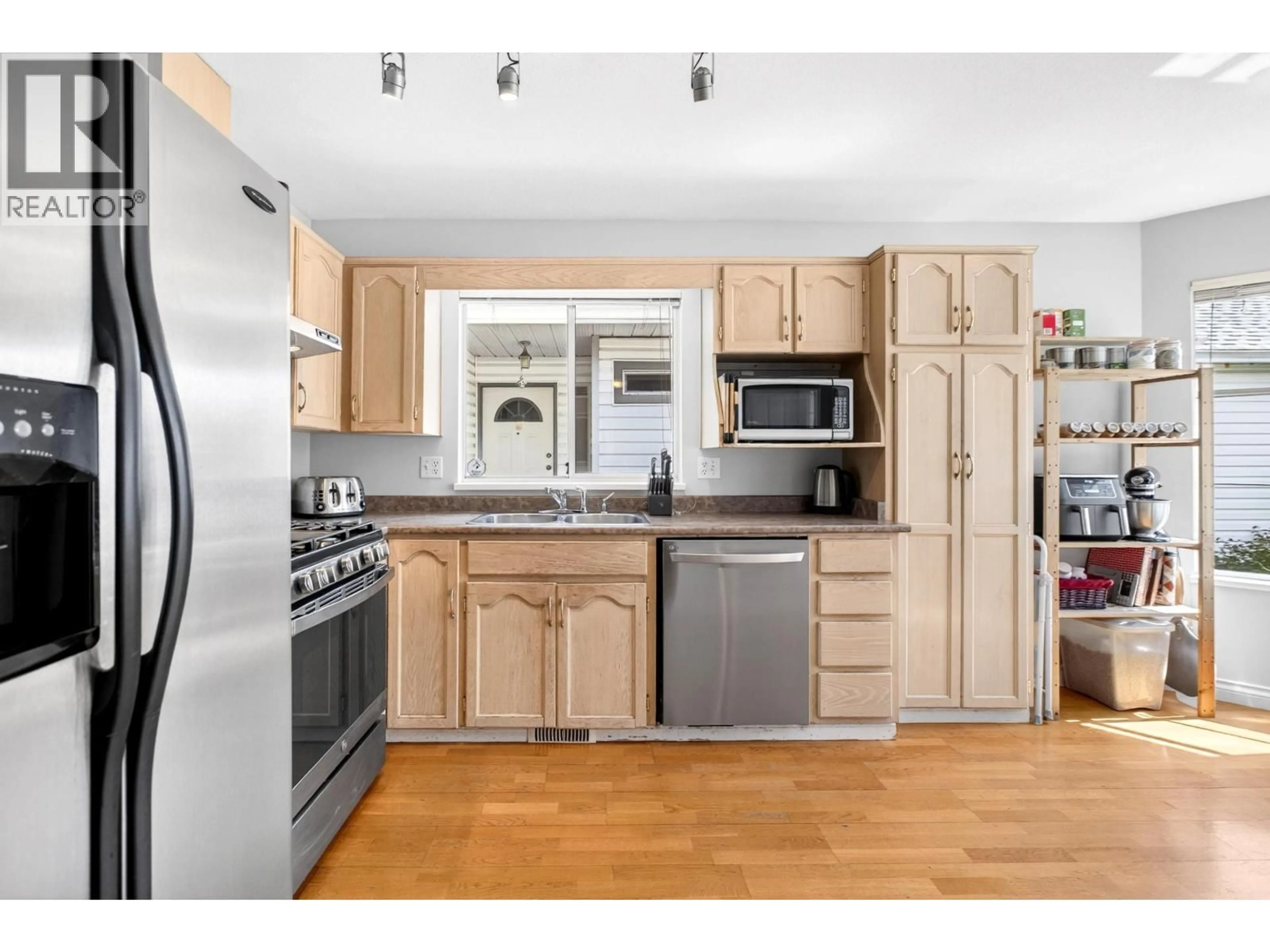 Unknown for 20673 RIVER ROAD, Maple Ridge British Columbia V2X0P3