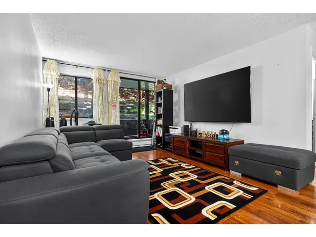 G08 - 10698 151A STREET, Surrey