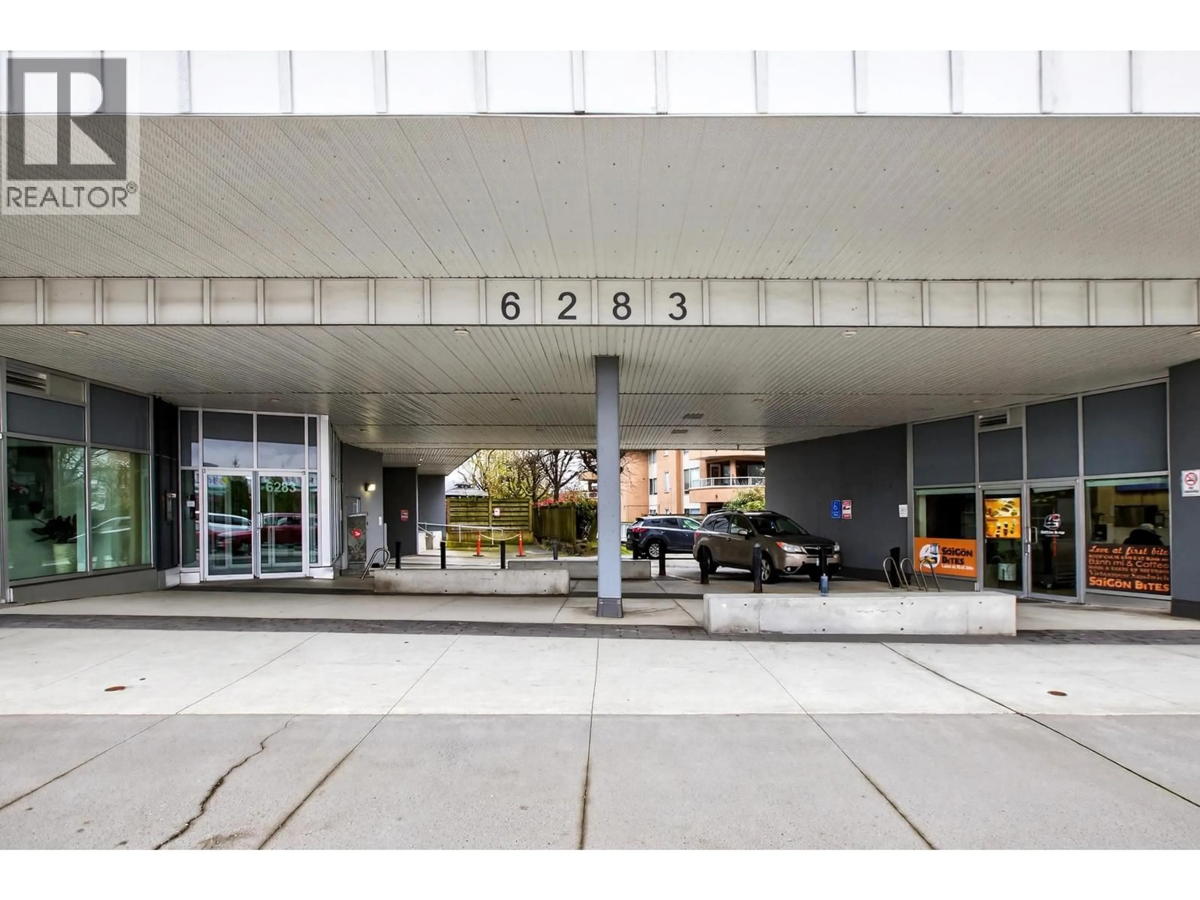 Unknown for 215 - 6283 KINGSWAY AVENUE, Burnaby British Columbia V5J0H3