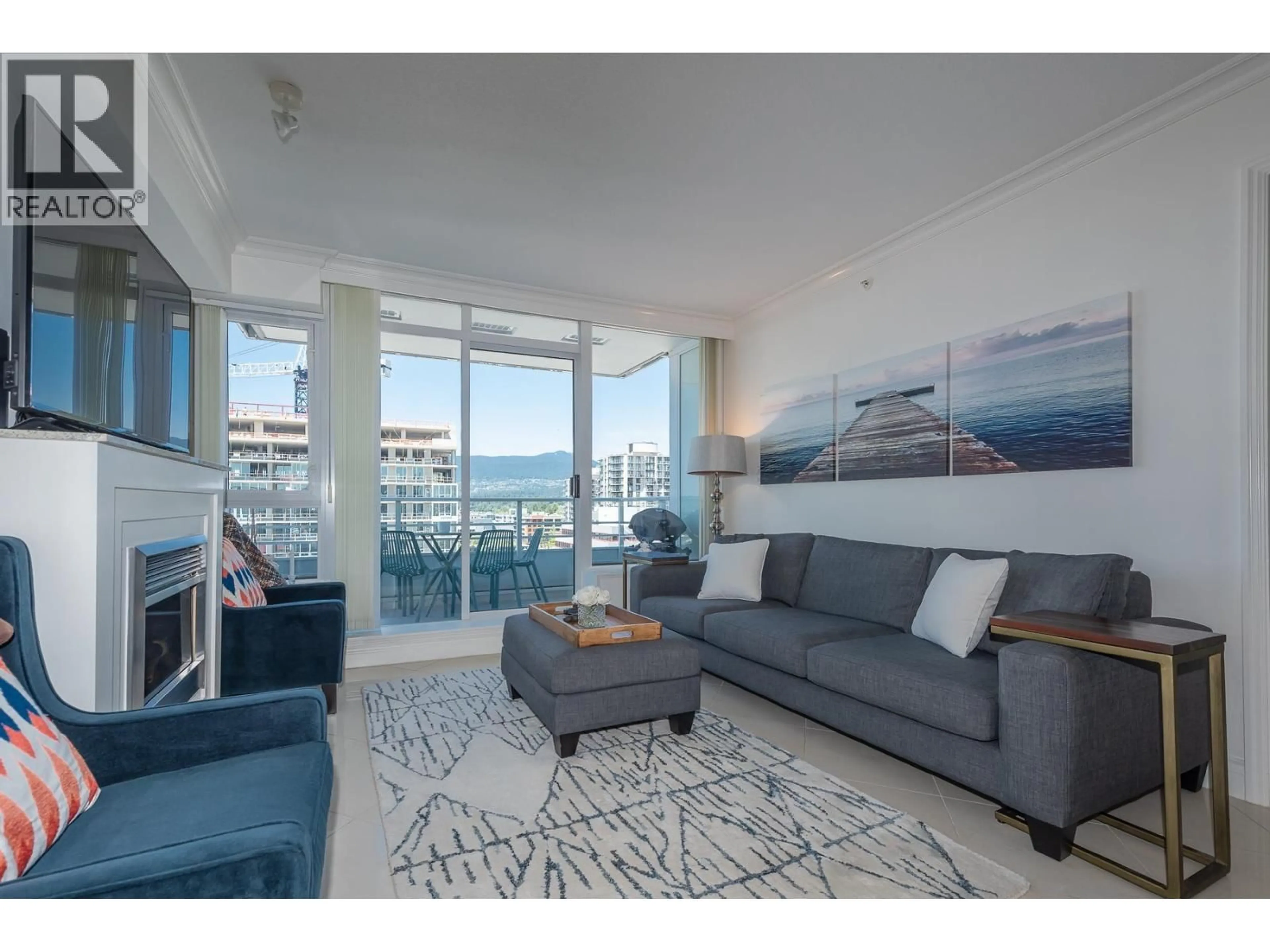 Living room with furniture, unknown for 1003 - 133 ESPLANADE, North Vancouver British Columbia V7L1A1