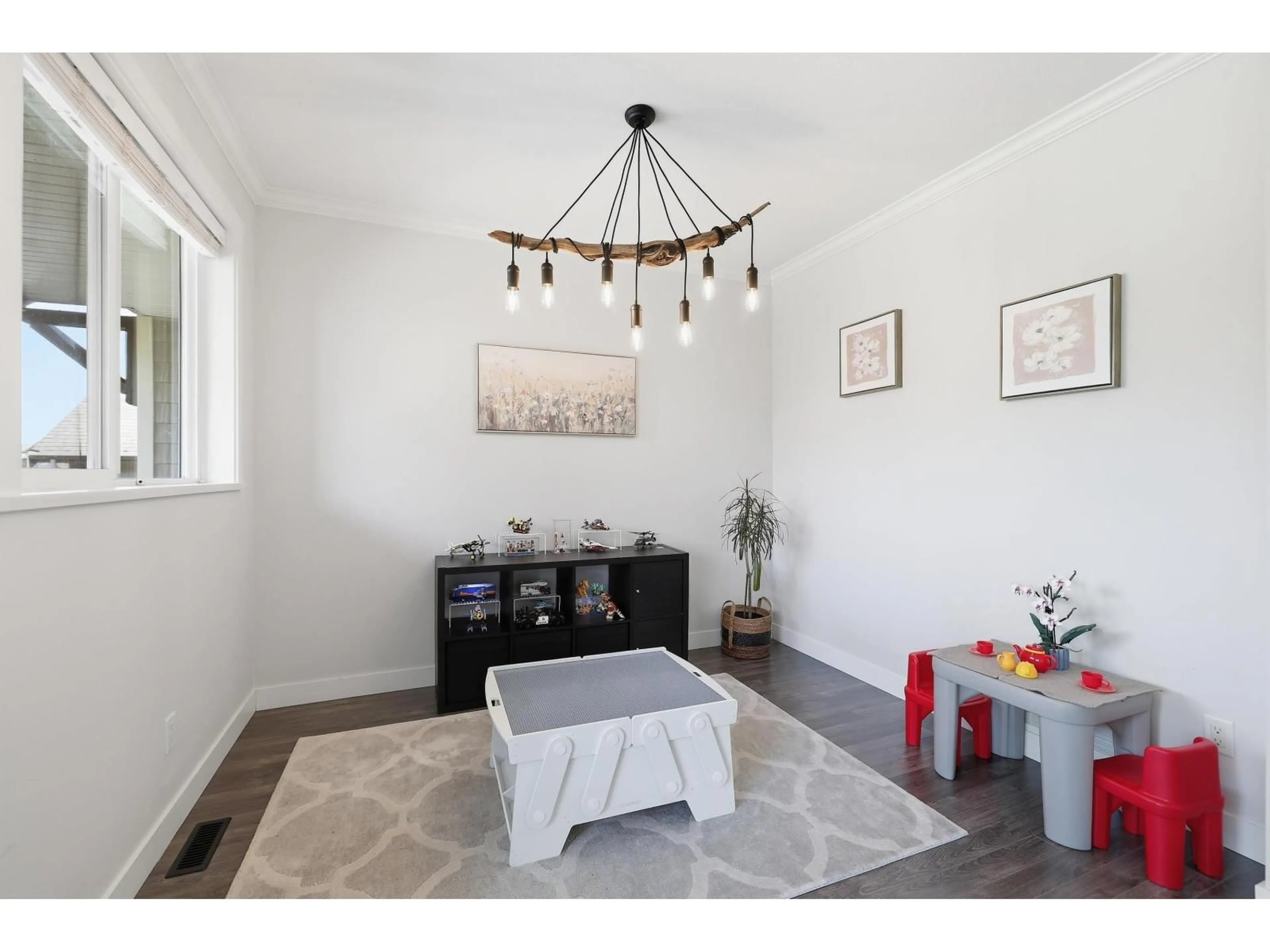 Indoor entryway for 82 - 7780 170 STREET, Surrey British Columbia V4N6M4