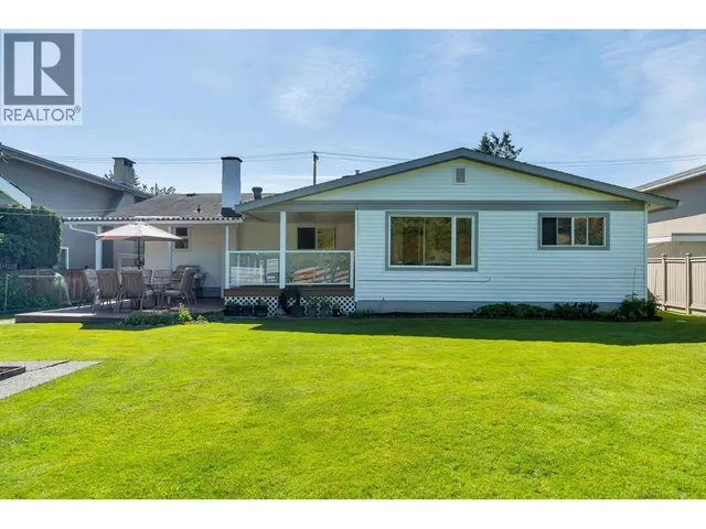 5233 WESTMINSTER AVENUE, Delta 5