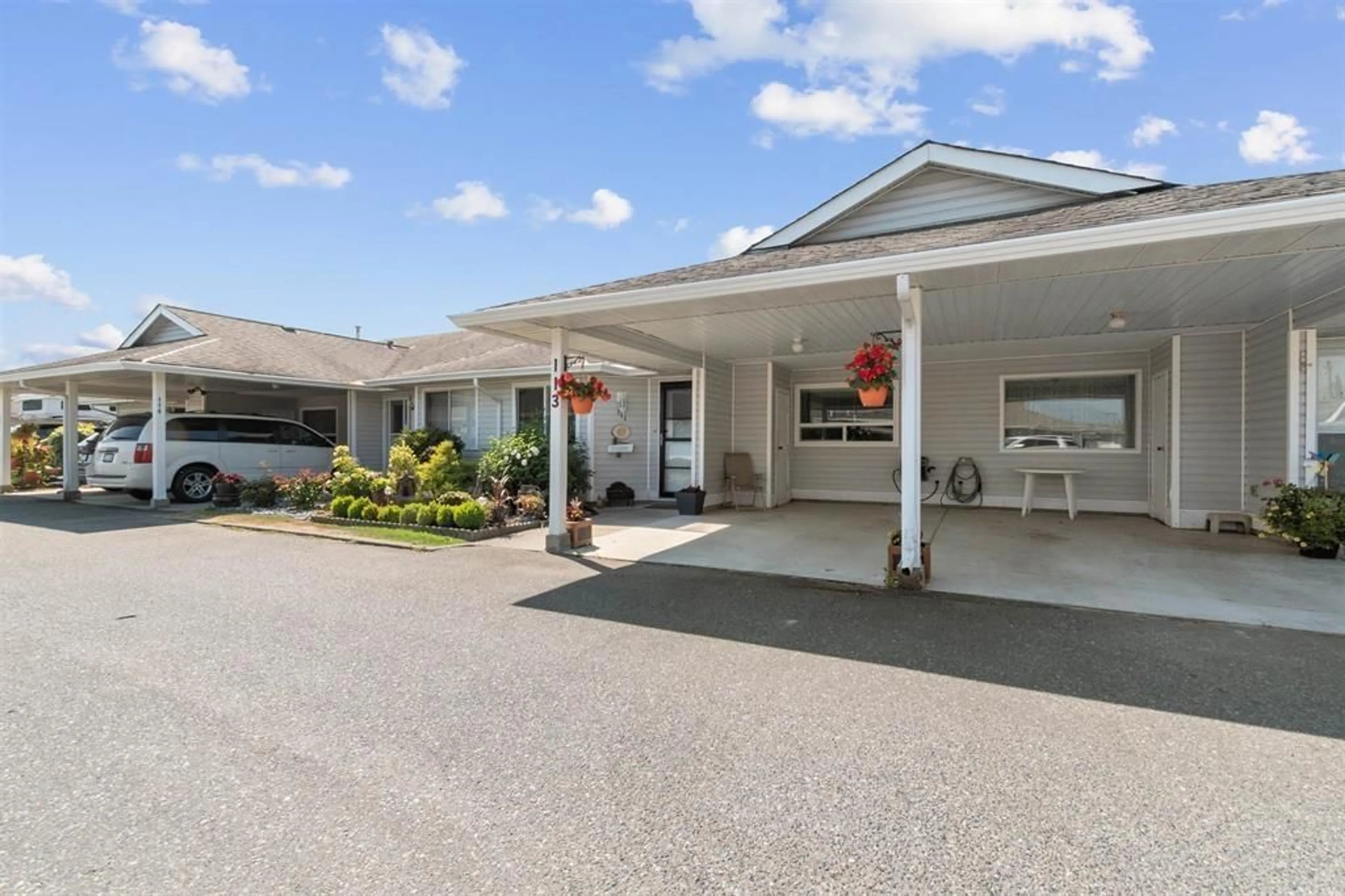 Patio, street for 113 - 7610 EVANS ROAD, Chilliwack British Columbia V2R2X8