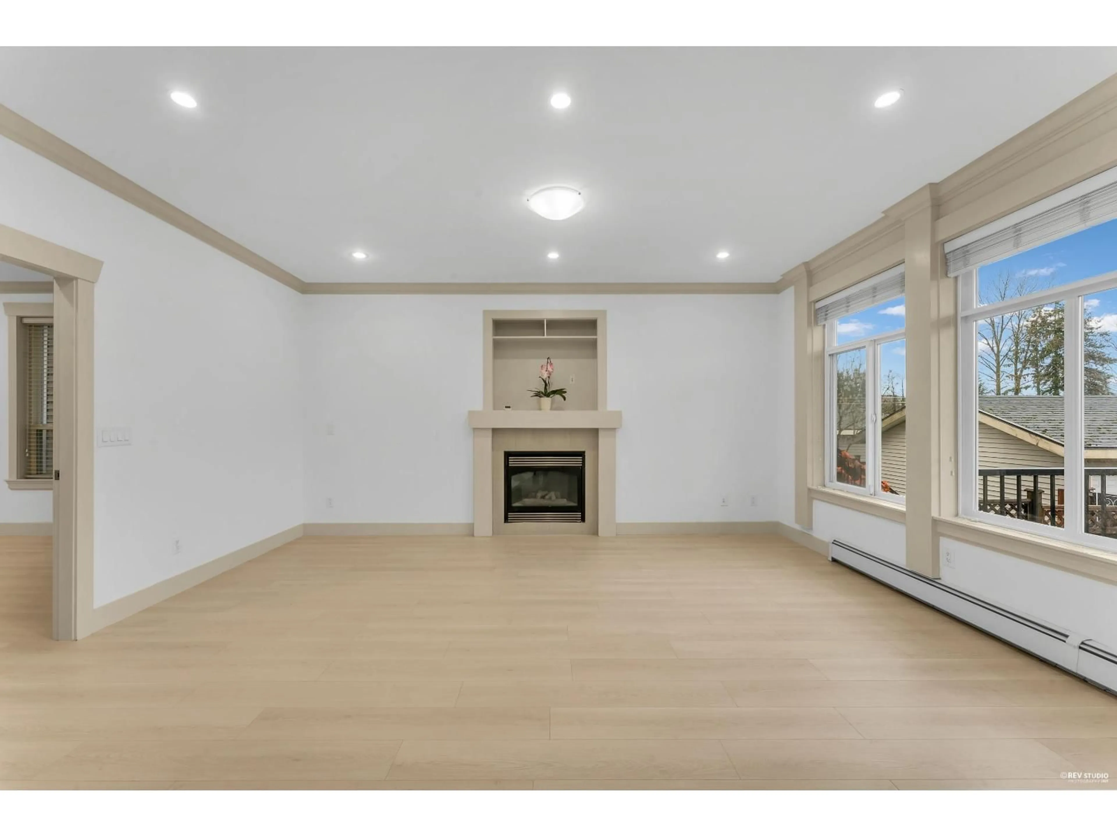 A pic of a room for 13125 108 AVENUE, Surrey British Columbia V3T2J2