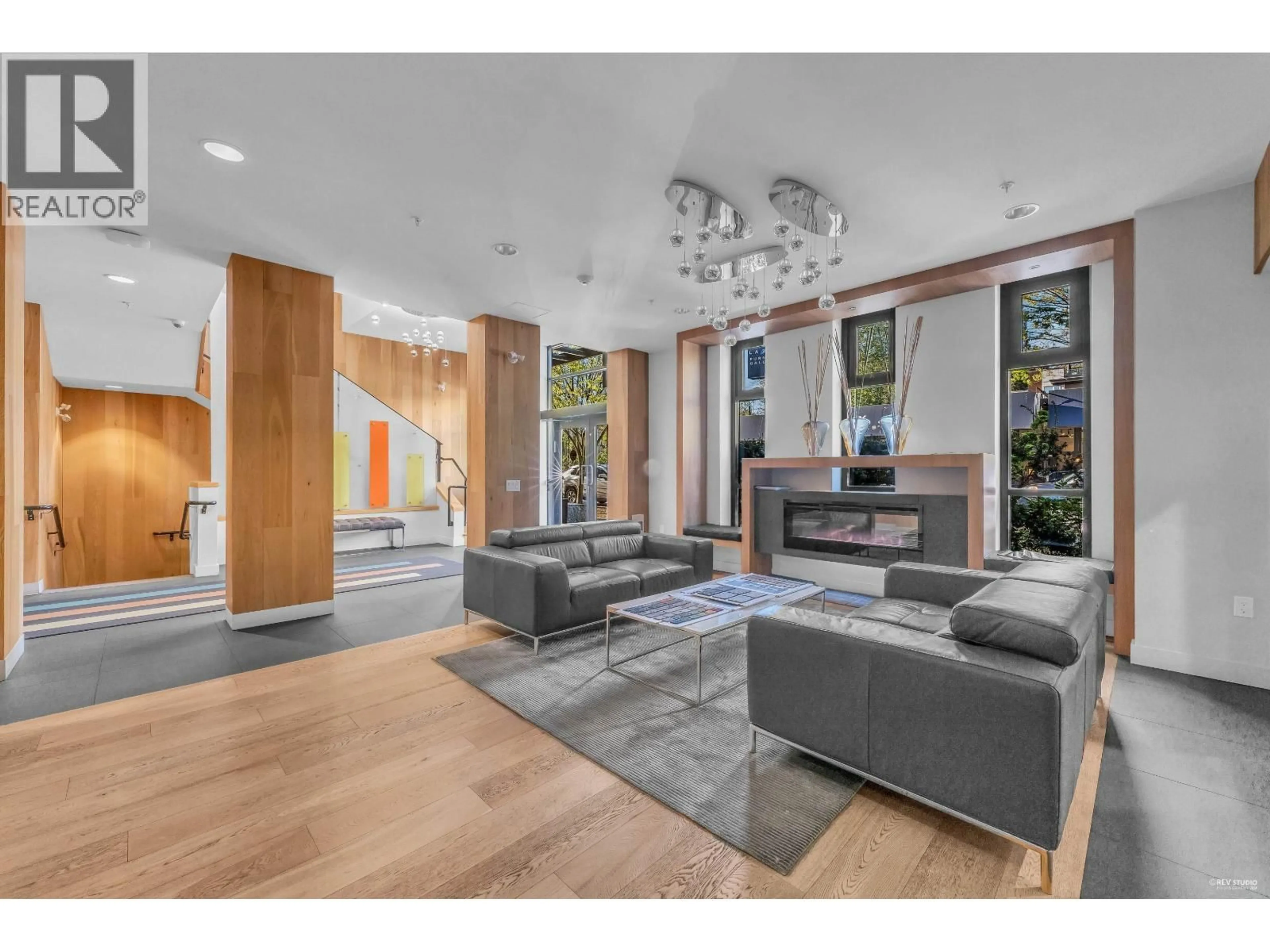 Lobby for 307 - 733 14TH STREET, North Vancouver British Columbia V7M0C6