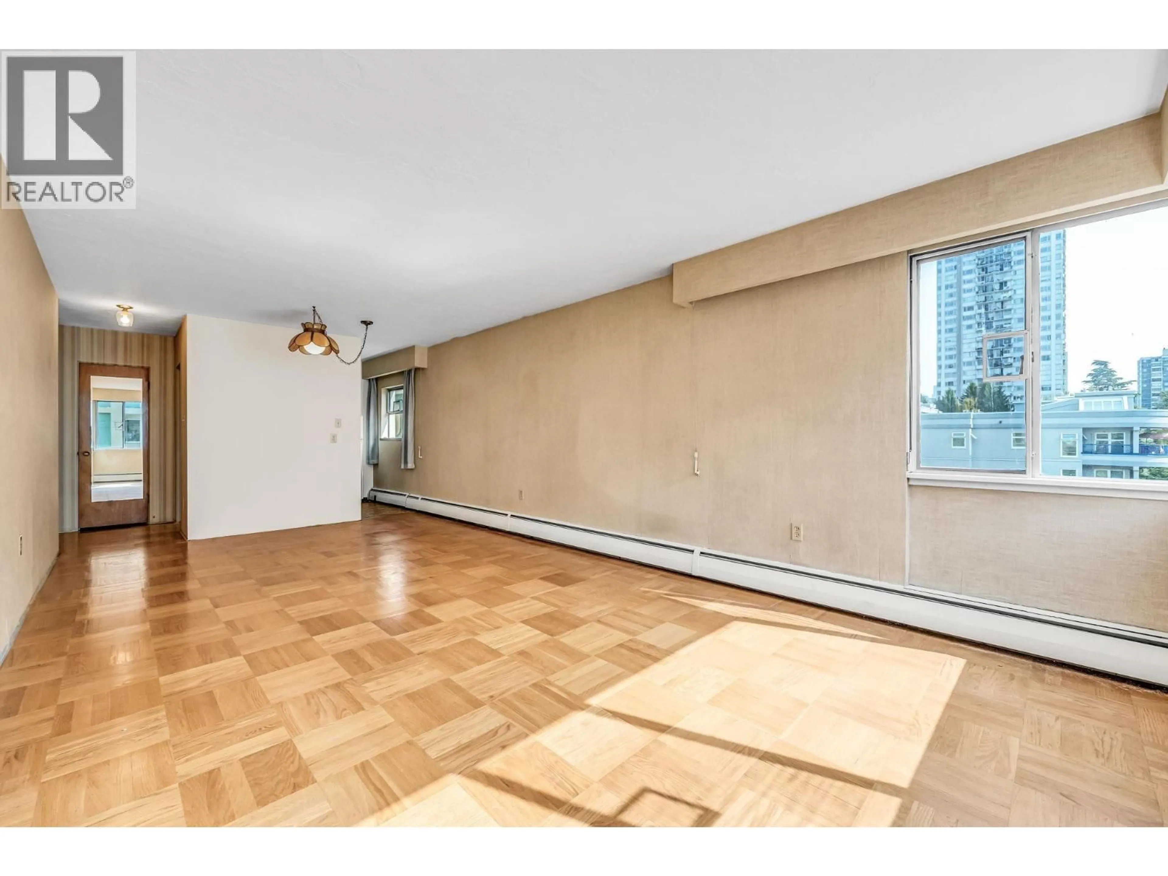 A pic of a room for 301 - 1050 CHILCO STREET, Vancouver British Columbia V6G2R8