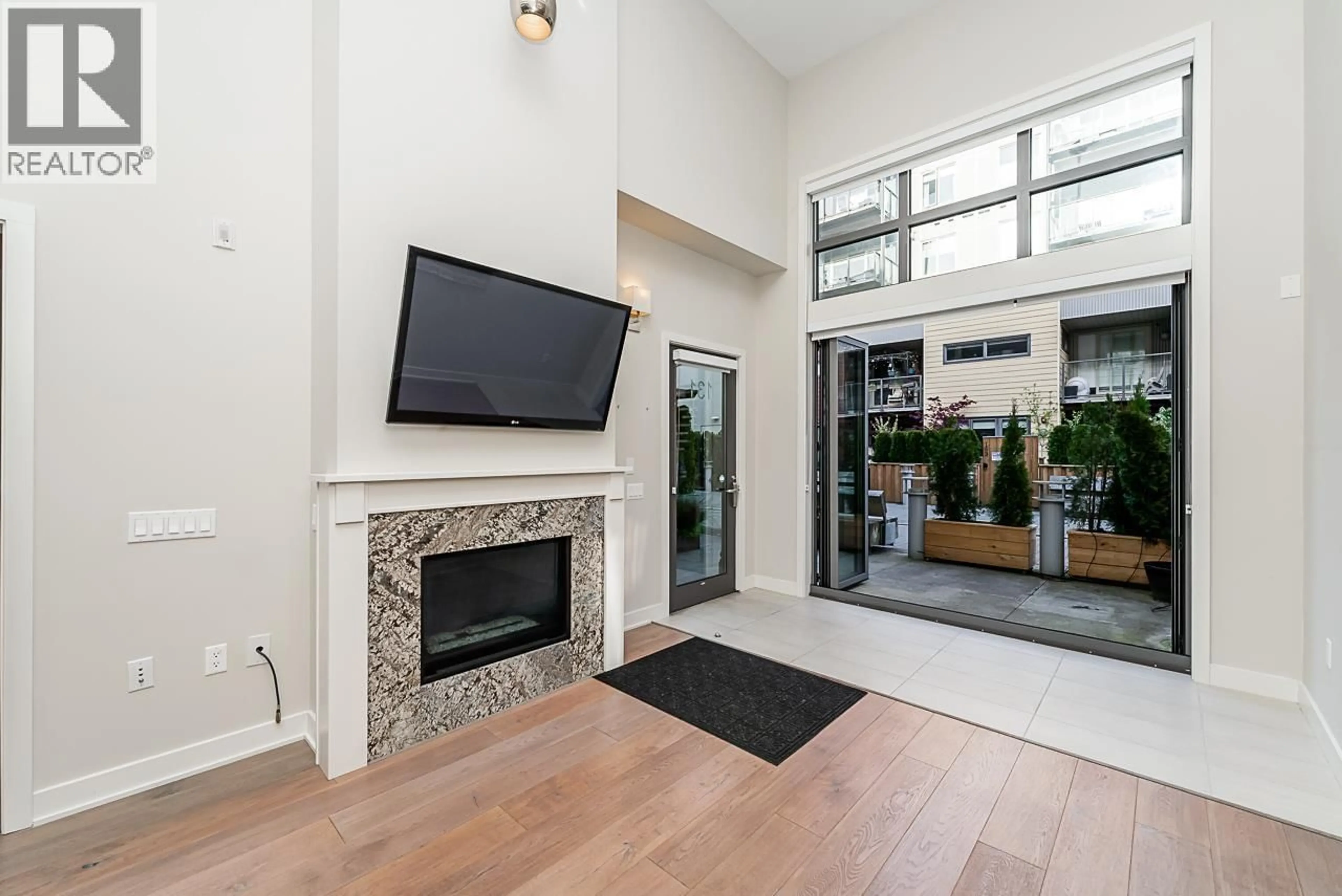 Indoor entryway for 131 - 6160 LONDON ROAD, Richmond British Columbia V7E4J2