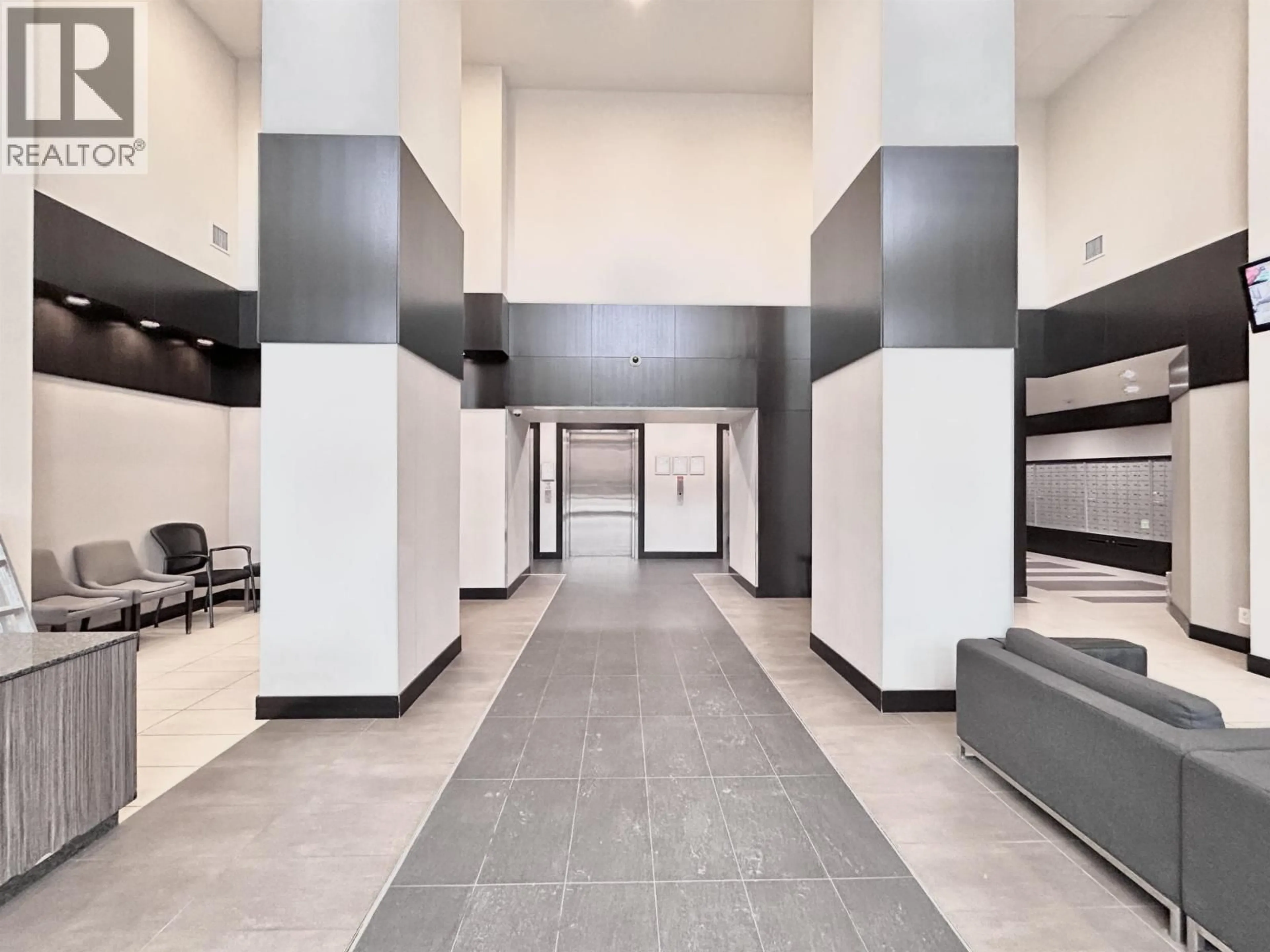 Indoor foyer for 2909 - 2955 ATLANTIC AVENUE, Coquitlam British Columbia V3B0H9