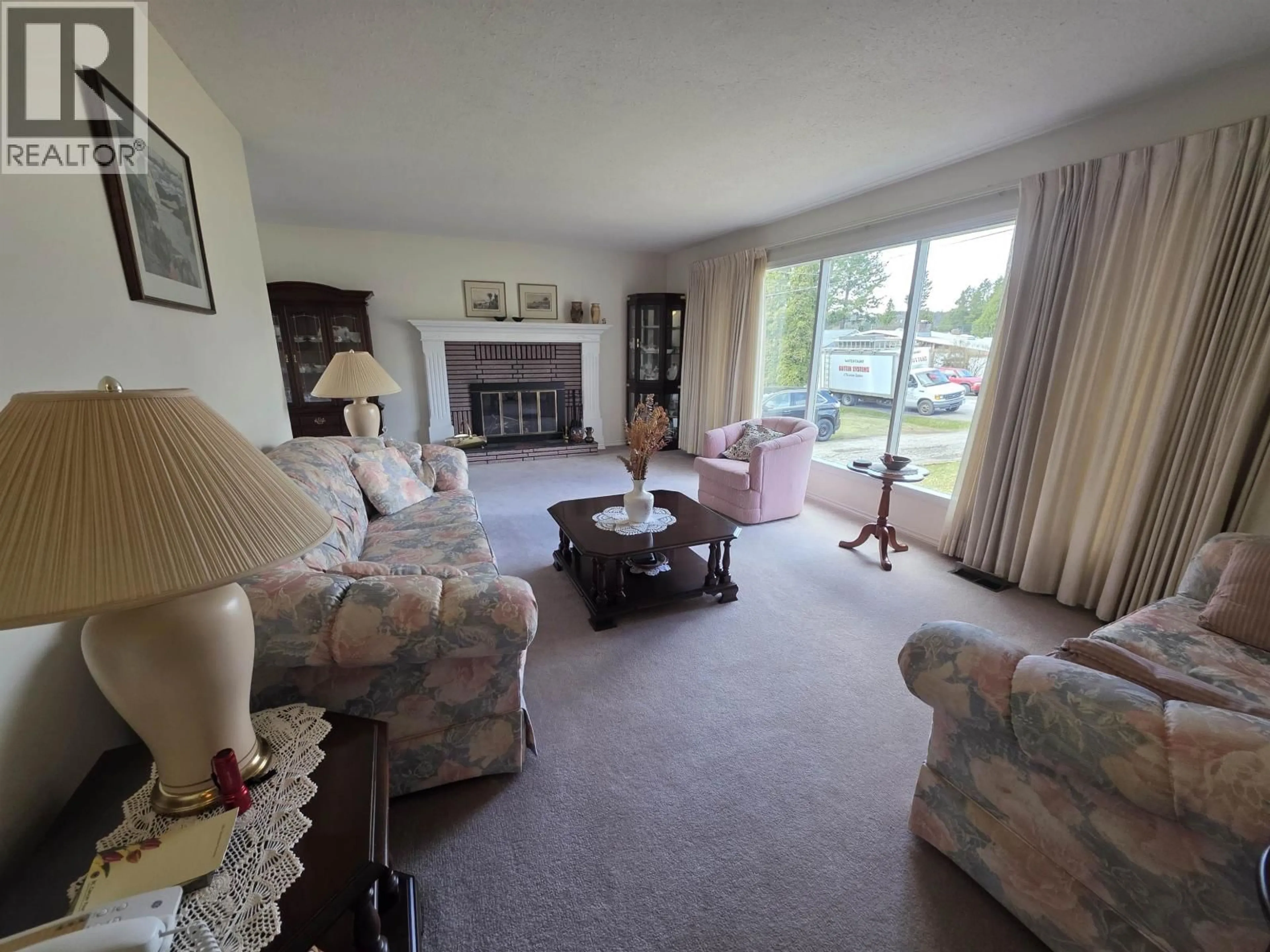 Living room with furniture, unknown for 4815 DAVIS AVENUE, Terrace British Columbia V8G1Y2