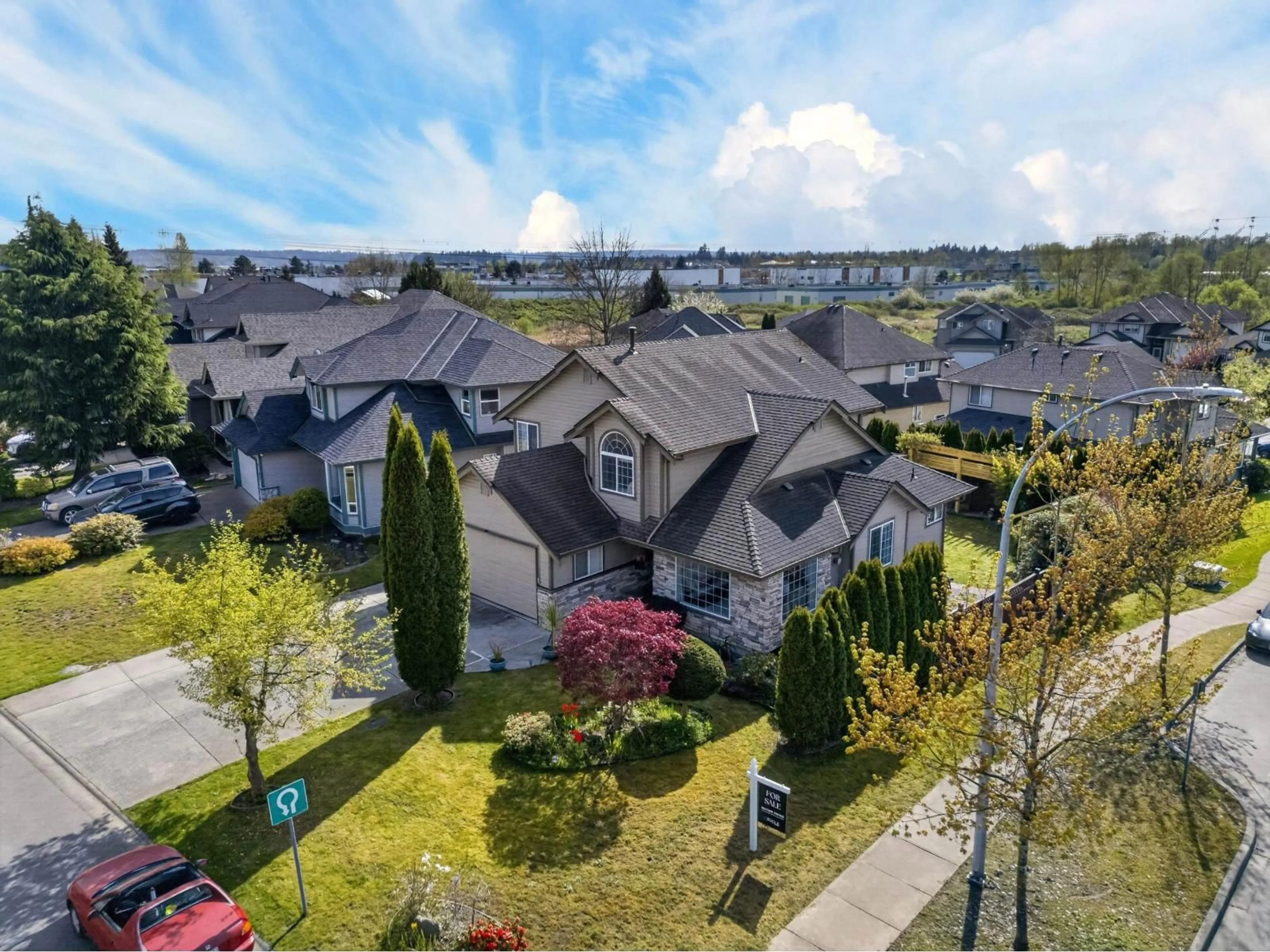 A pic from outside/outdoor area/front of a property/back of a property/a pic from drone, street for 6791 178B STREET, Surrey British Columbia V3S9E1