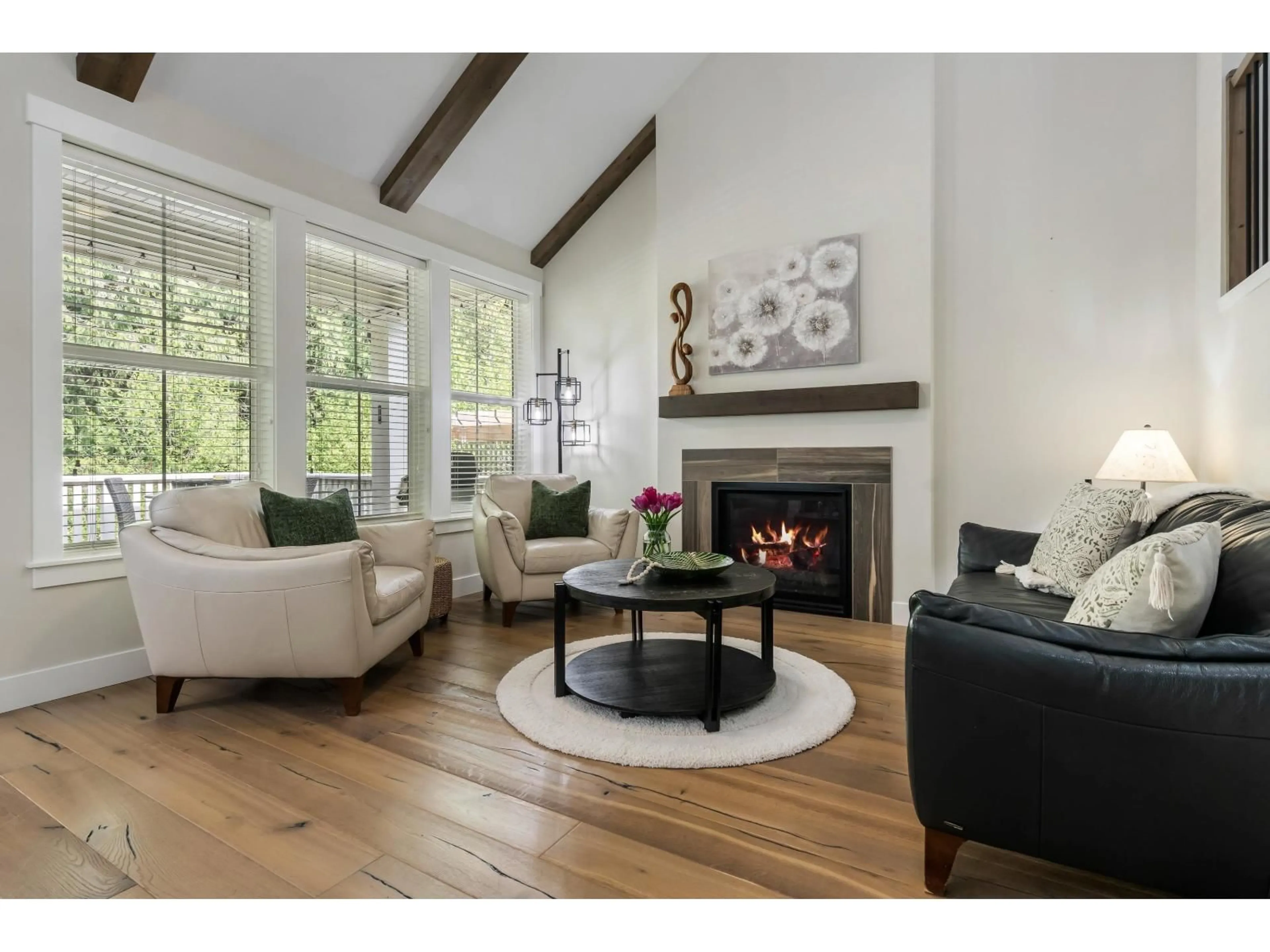 Living room with furniture, wood/laminate floor for 43306 CREEKSIDE CIRCLE, Lindell Beach British Columbia V2R0Z4