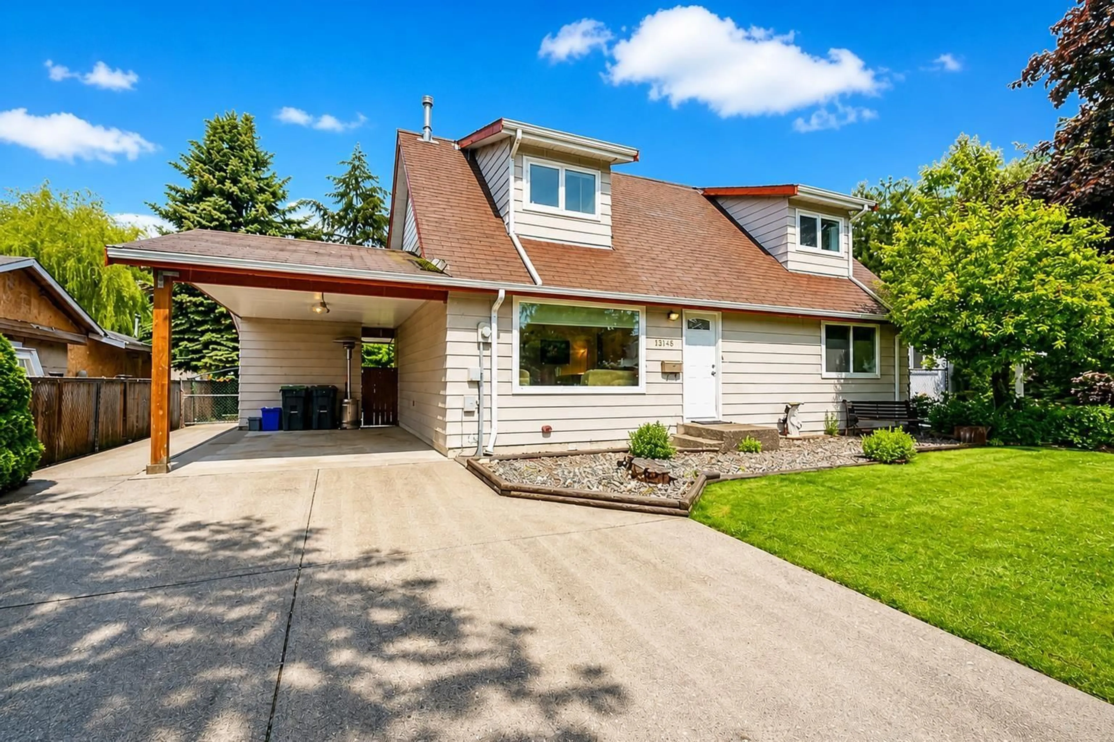 Home with vinyl exterior material, street for 27145 27B AVENUE, Langley British Columbia V4W3C2