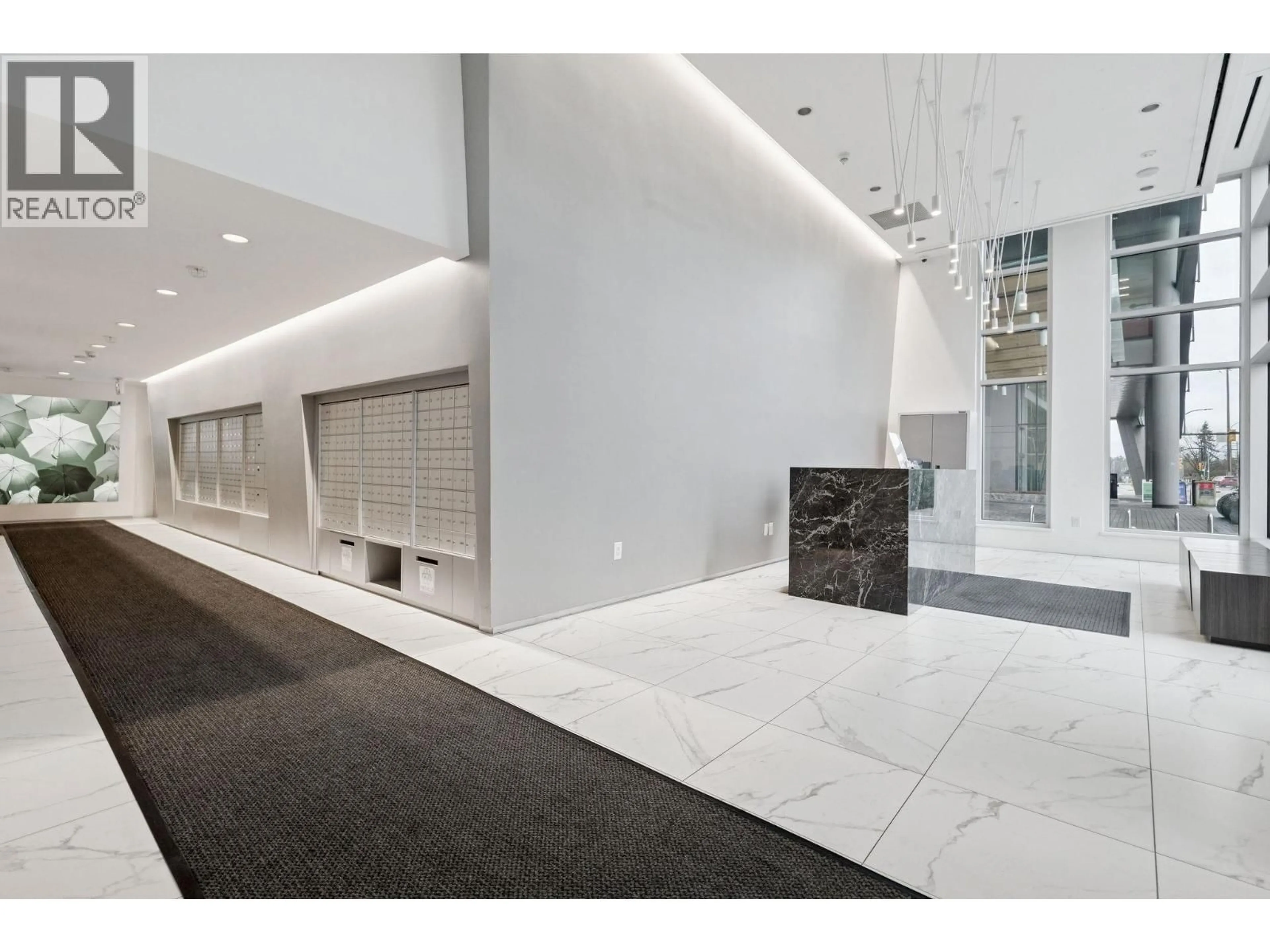 Indoor foyer for 410 - 7358 EDMONDS STREET, Burnaby British Columbia V3N0H1