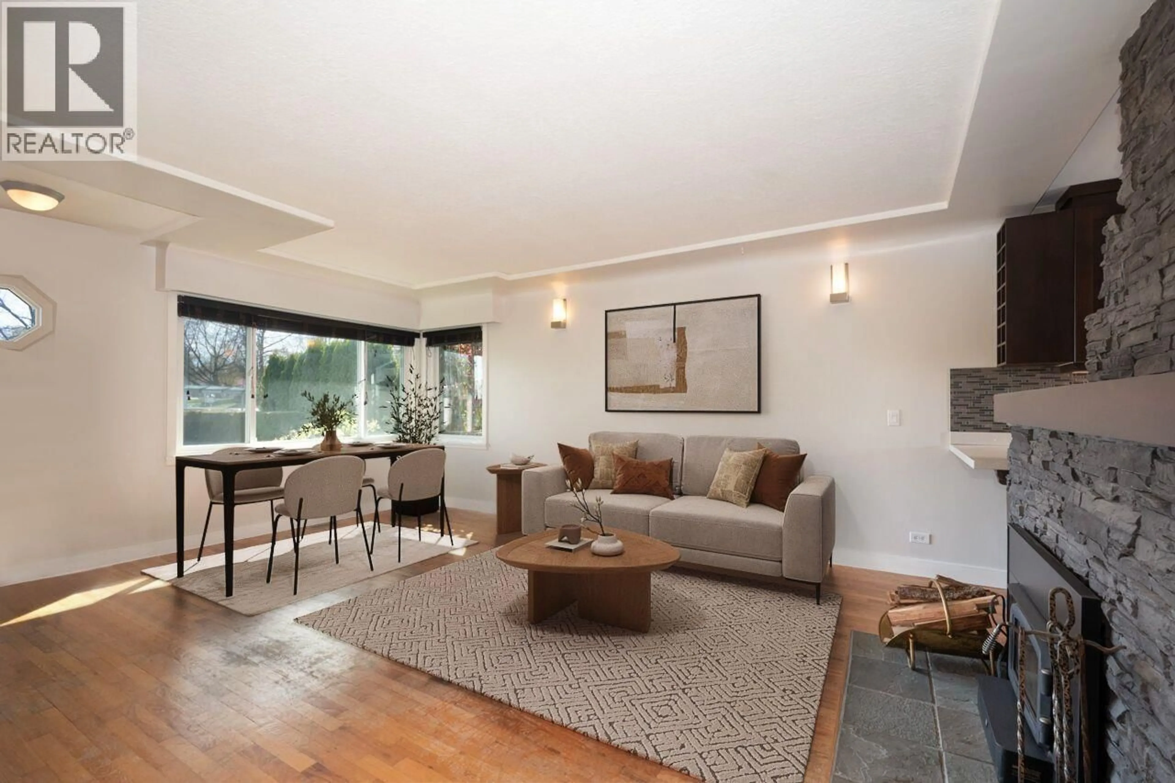 Living room with furniture, unknown for 2925 MCGILL STREET, Vancouver British Columbia V5K1H8