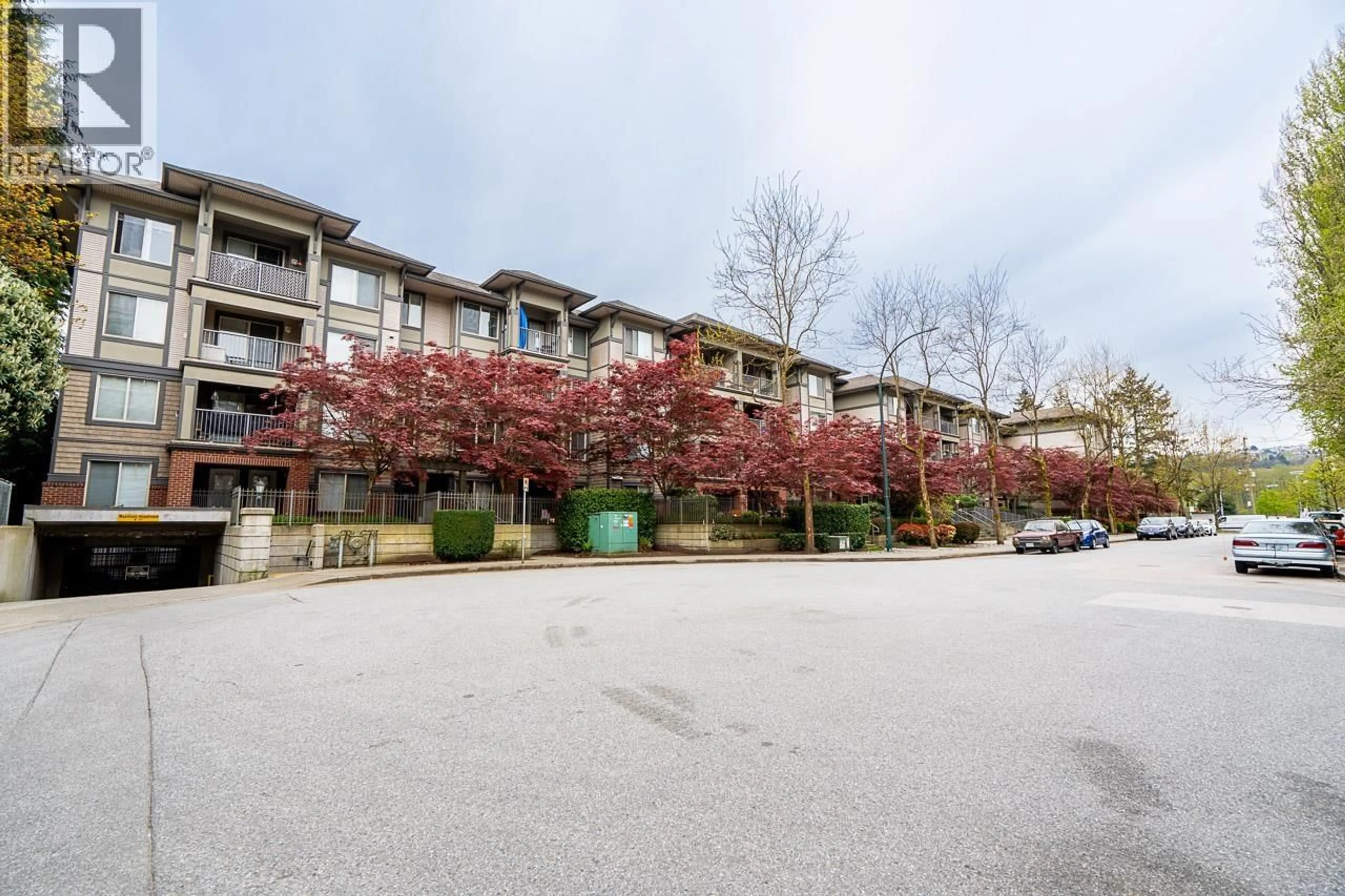 Patio, unknown for 114 - 2468 ATKINS AVENUE, Port Coquitlam British Columbia V3C1Y9