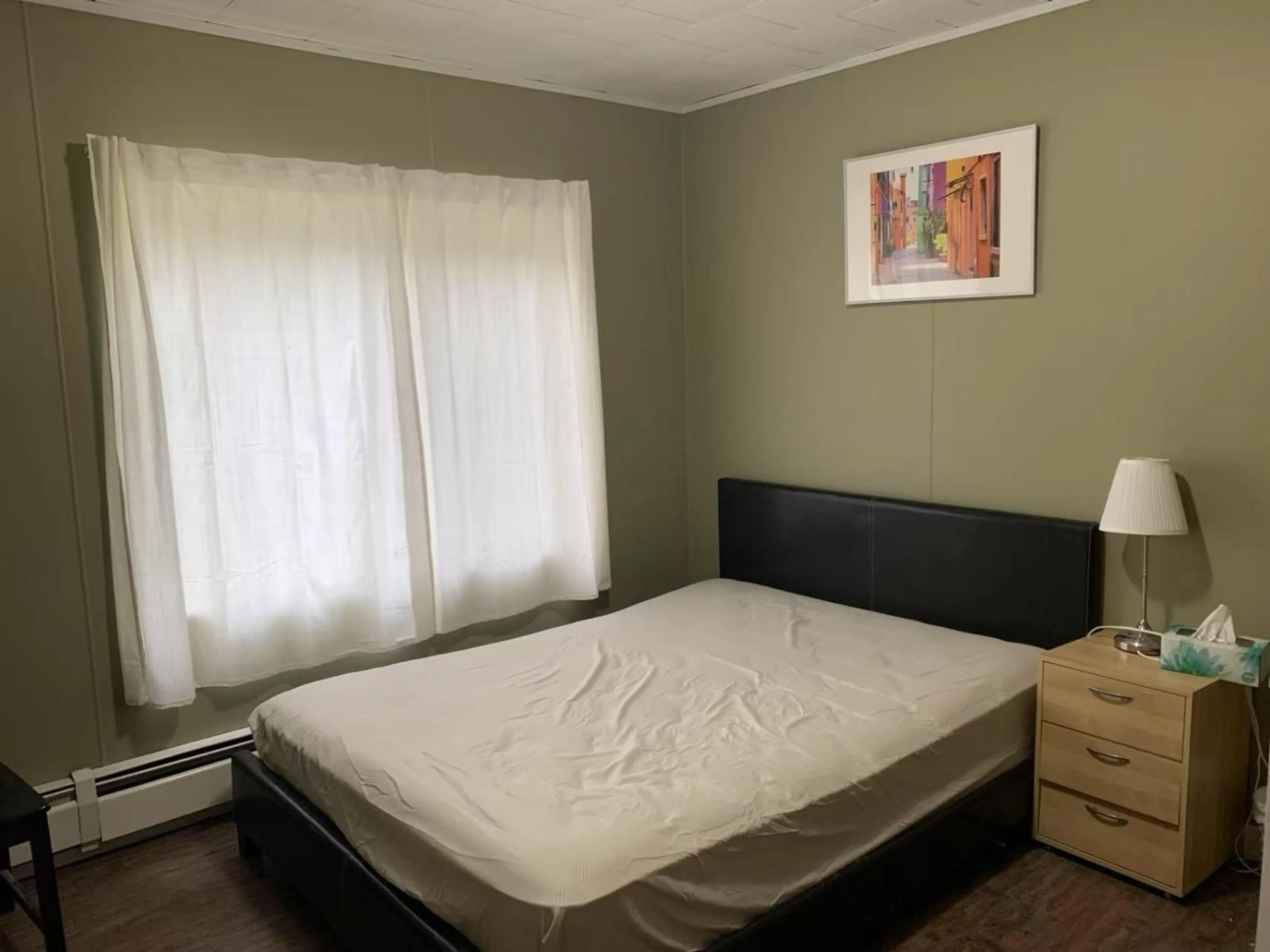 Bedroom with bed, unknown for 48301 CHILLIWACK LAKE ROAD, Sardis - Chwk River Valley British Columbia V4Z1B8