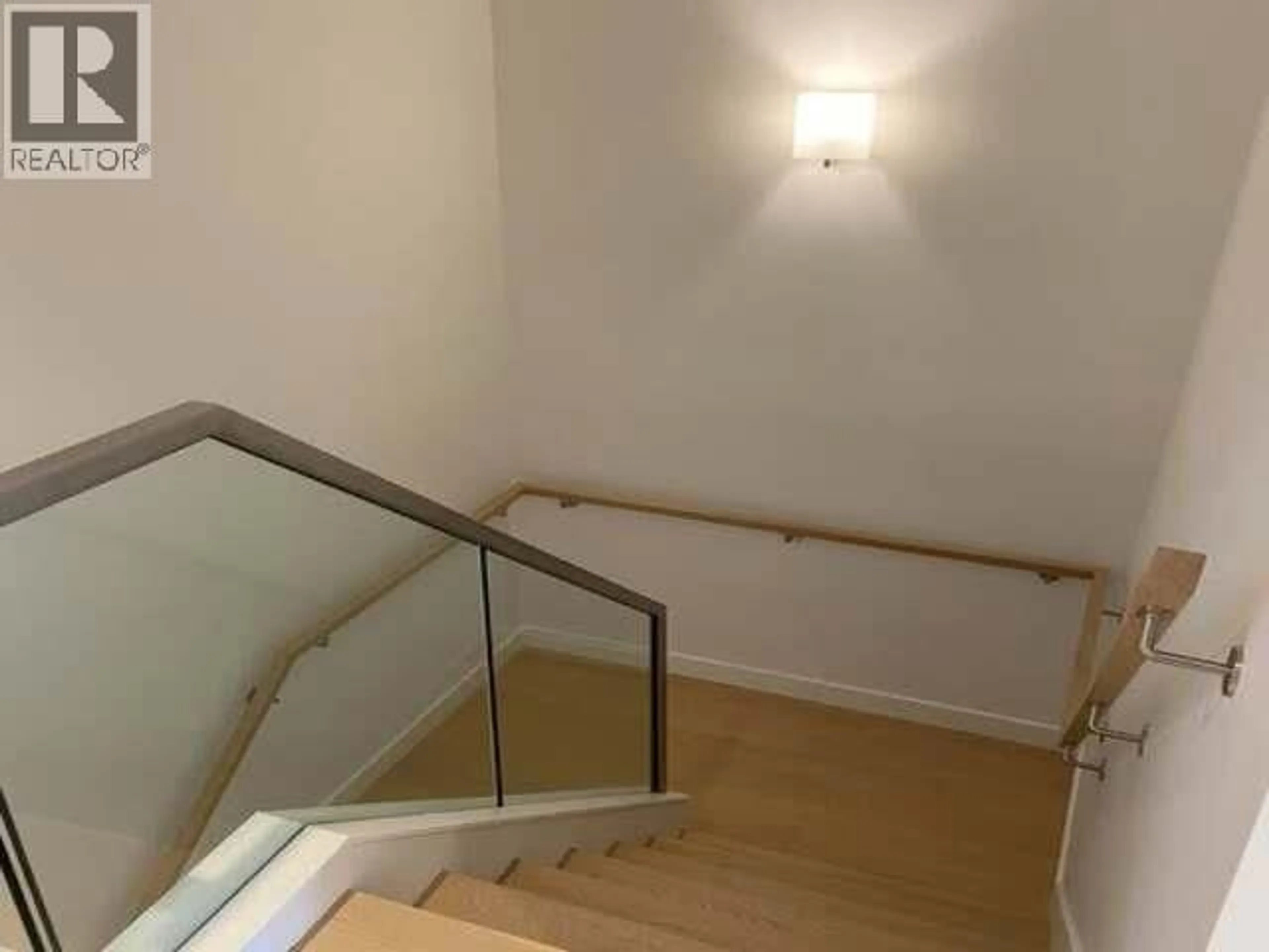 Stairs for 108 - 6622 PEARSON WAY, Richmond British Columbia V7C0E4