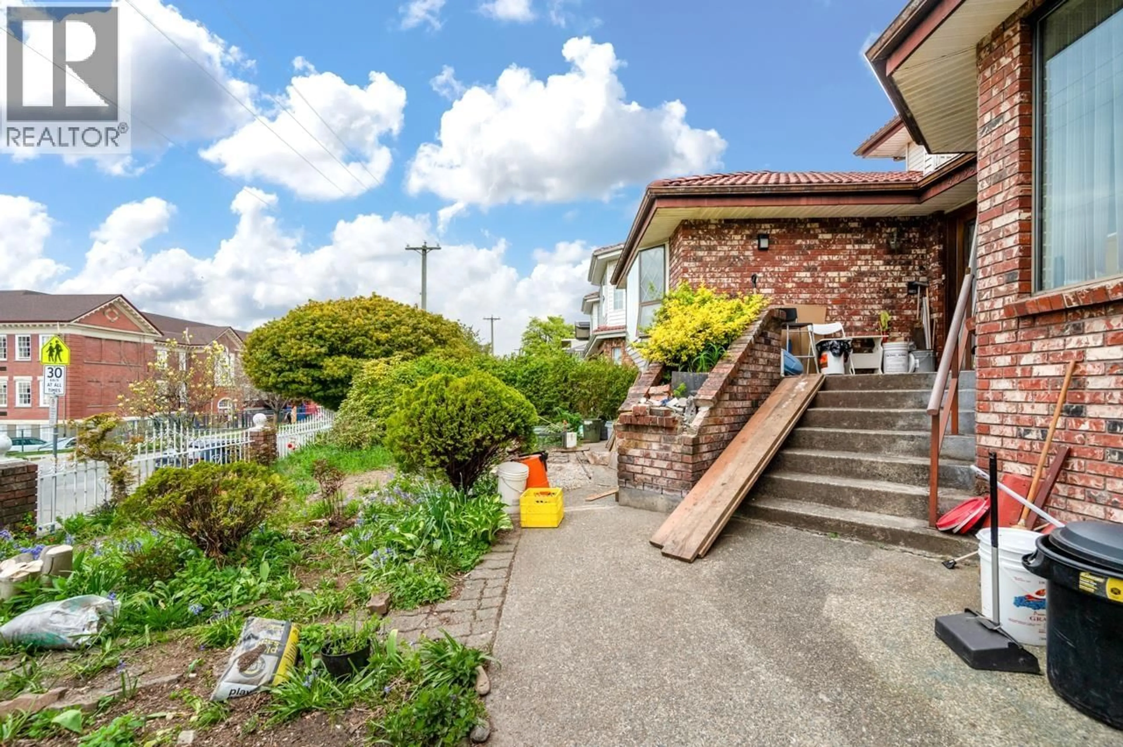 Unknown for 4338 ONTARIO STREET, Vancouver British Columbia V5V3G9