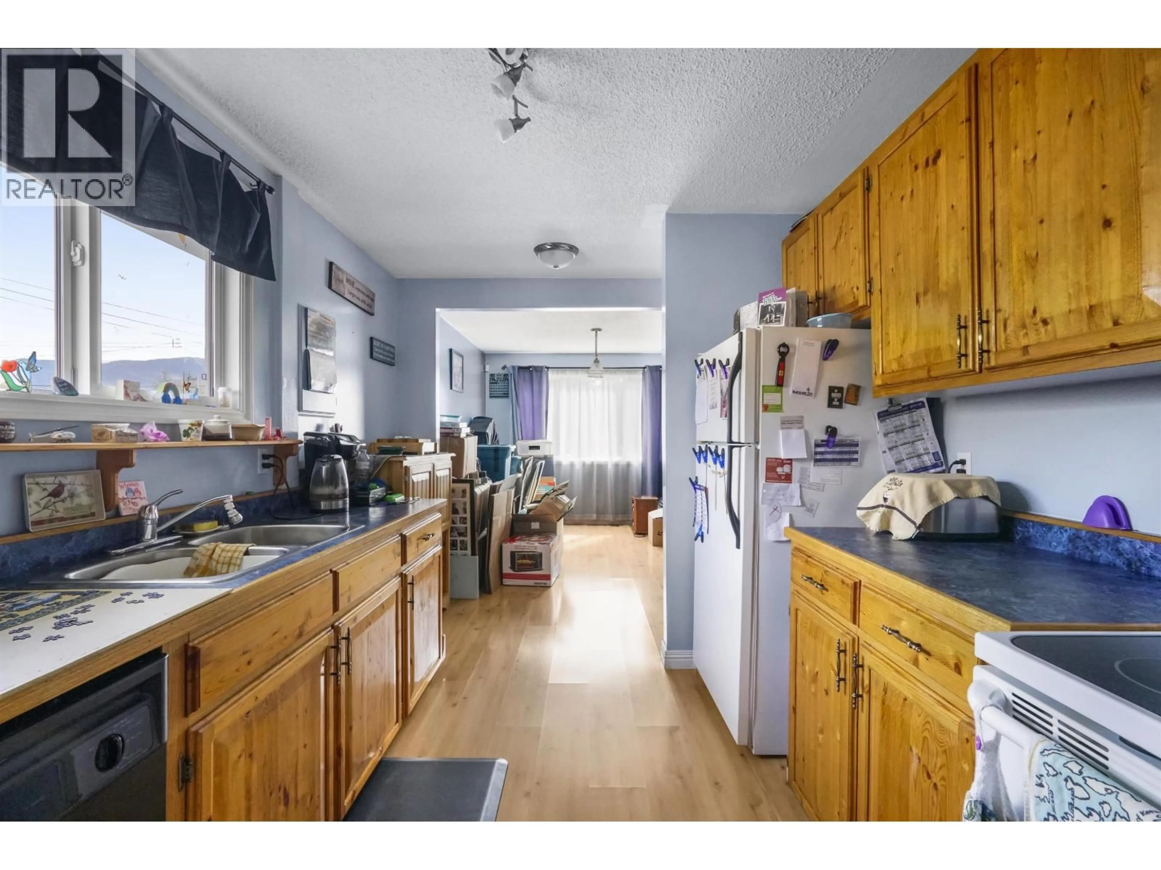Standard kitchen, unknown for 60 SWALLOW STREET, Kitimat British Columbia V8C1K7