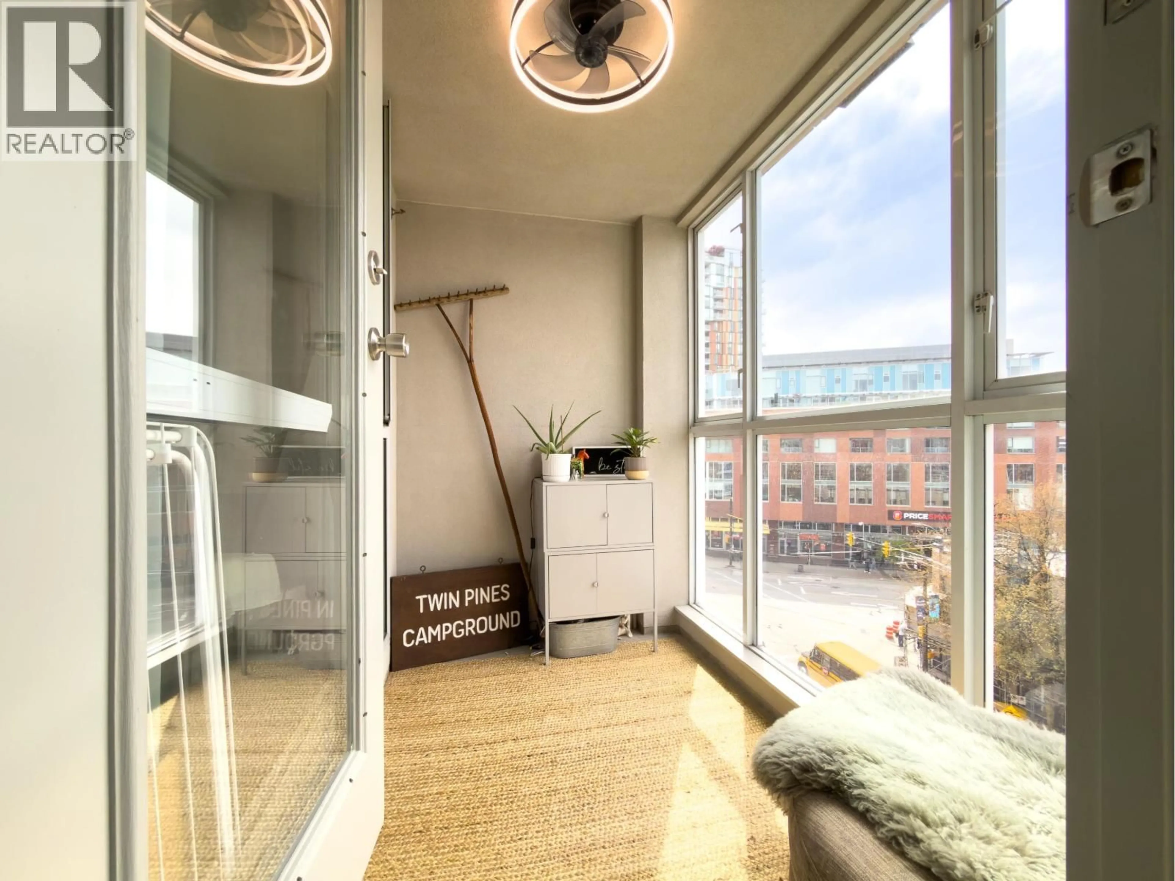 Unknown for 603 - 288 8TH AVENUE, Vancouver British Columbia V5T4S8