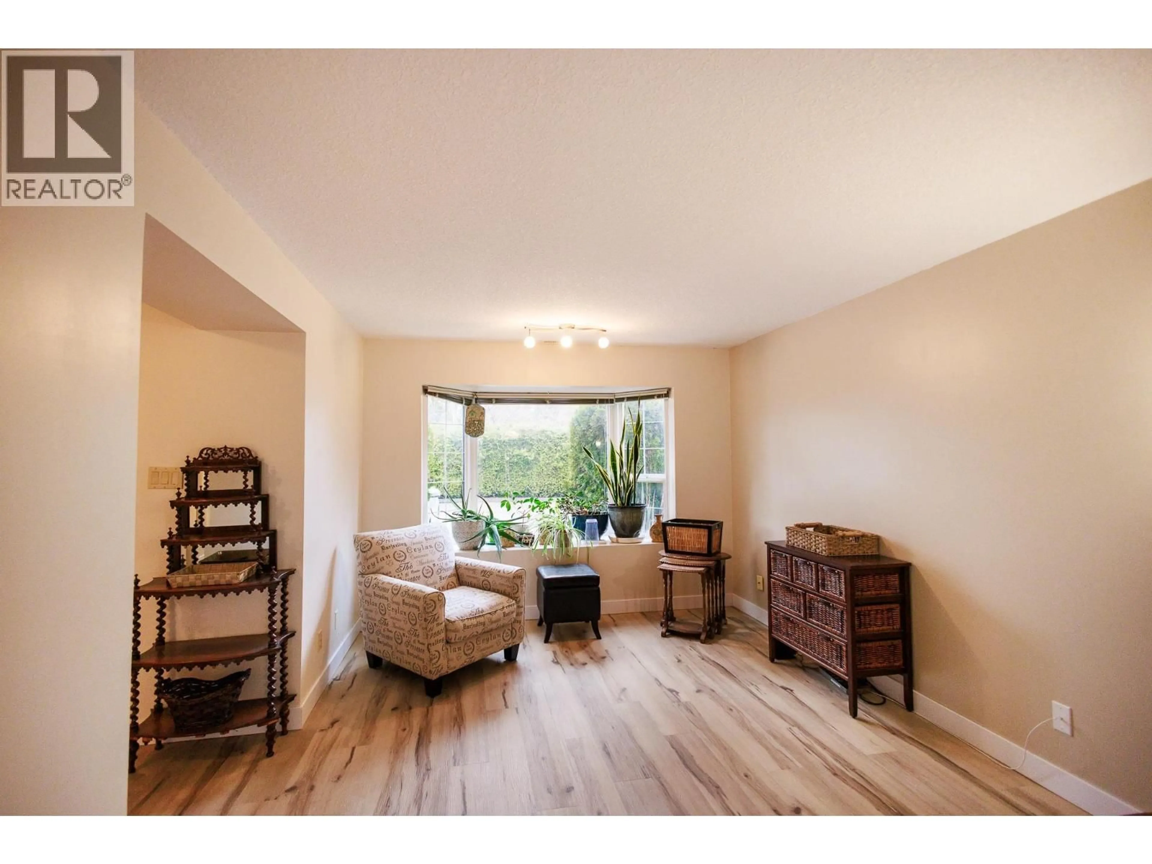 Living room with furniture, wood/laminate floor for 6 - 2609 BRAUN STREET, Terrace British Columbia V8G3J7