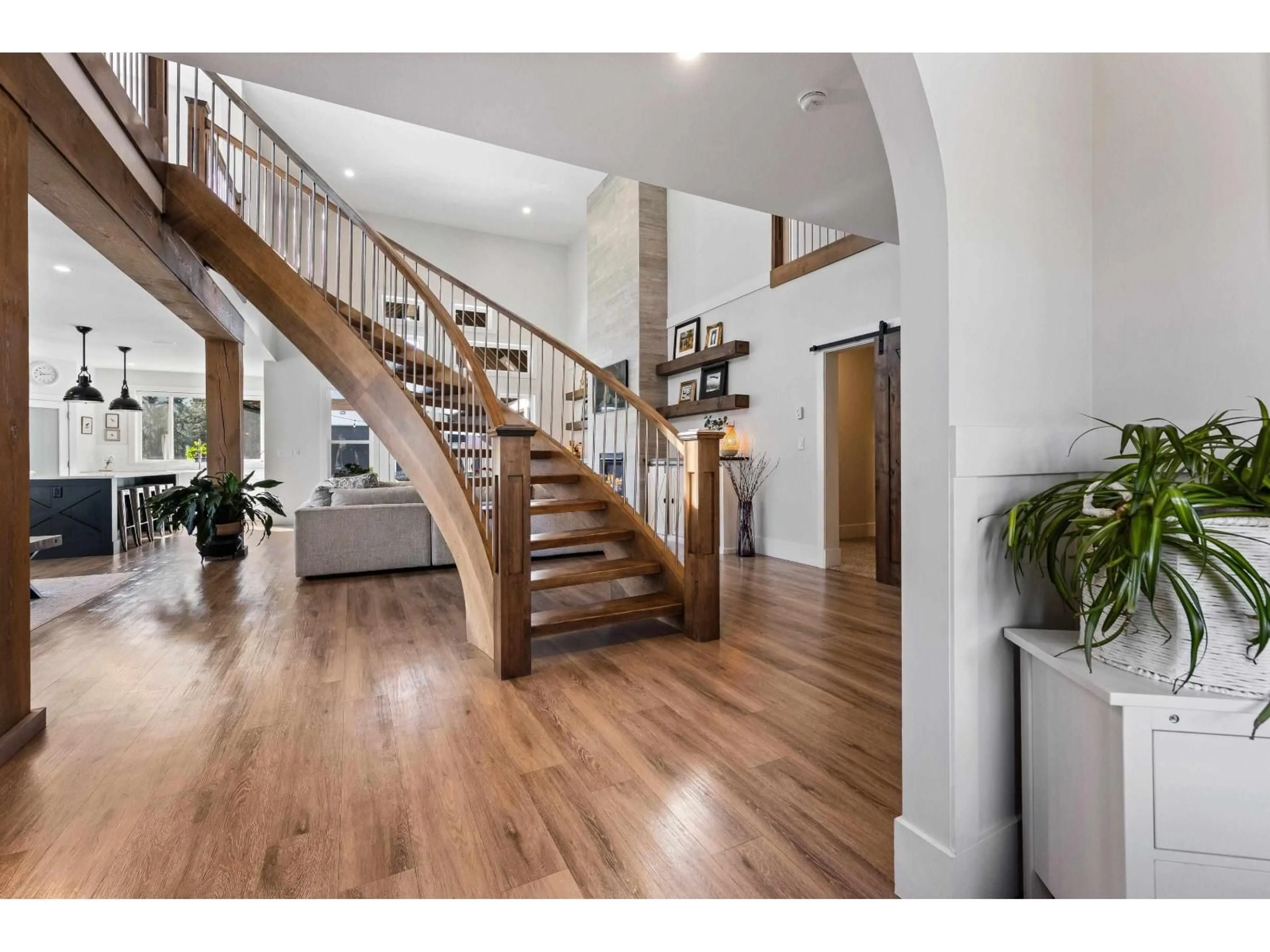 Indoor entryway for 51754 YALE ROAD, Rosedale British Columbia V0X1X1