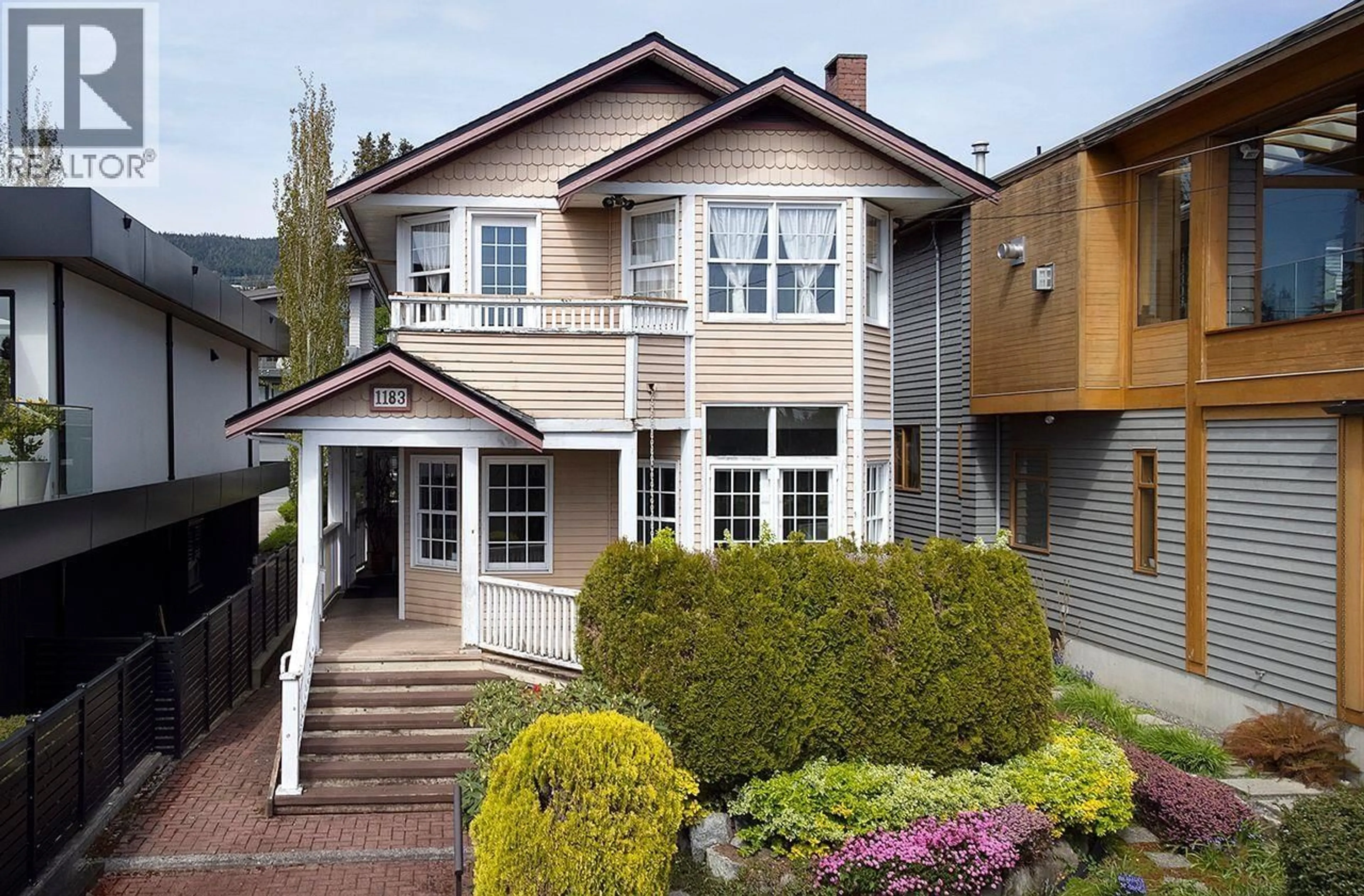 Home with brick exterior material, street for 1183 DUCHESS AVENUE, West Vancouver British Columbia V7T1H1