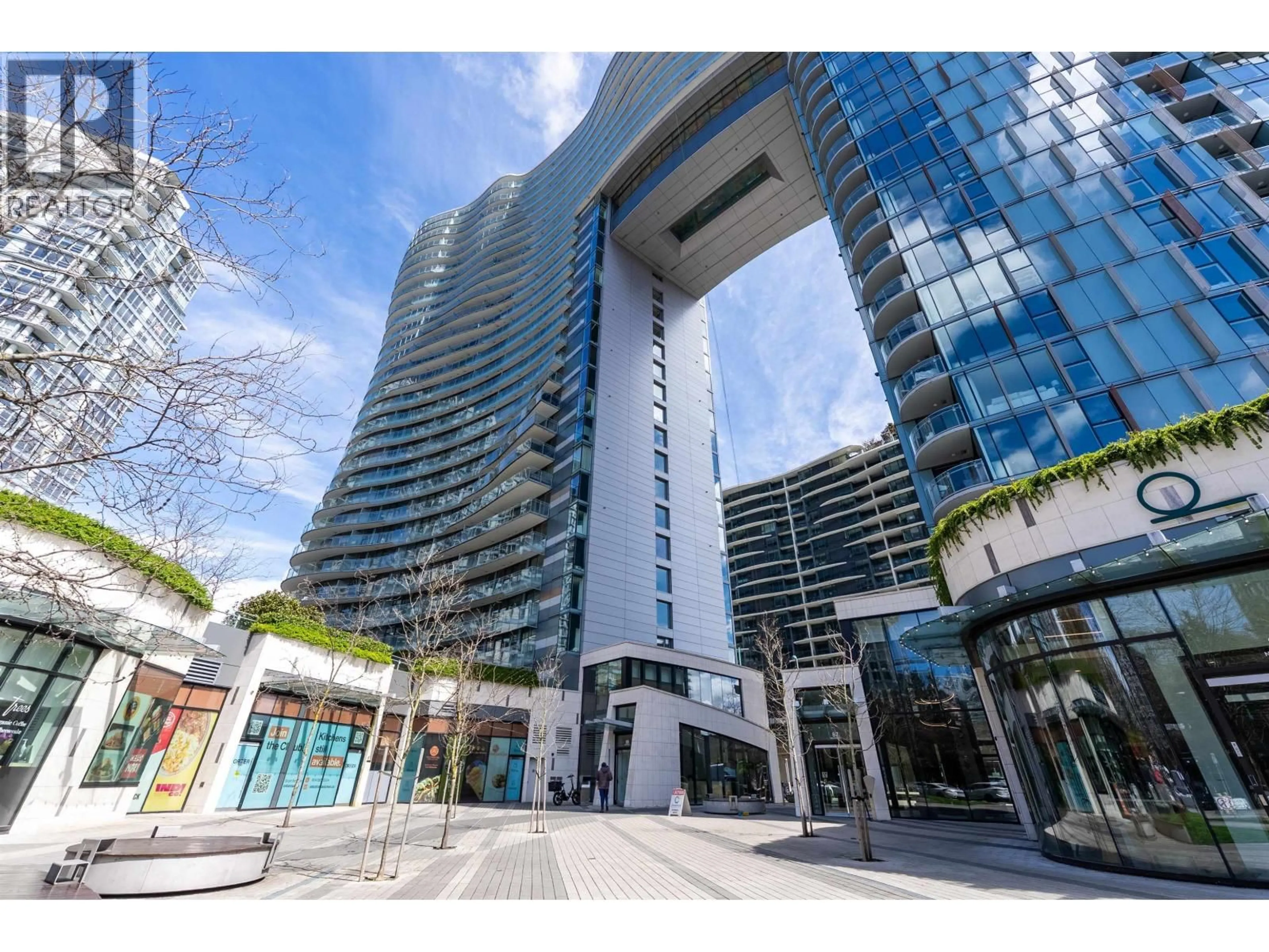 Indoor foyer for 1001 - 89 NELSON STREET, Vancouver British Columbia V6Z0E7