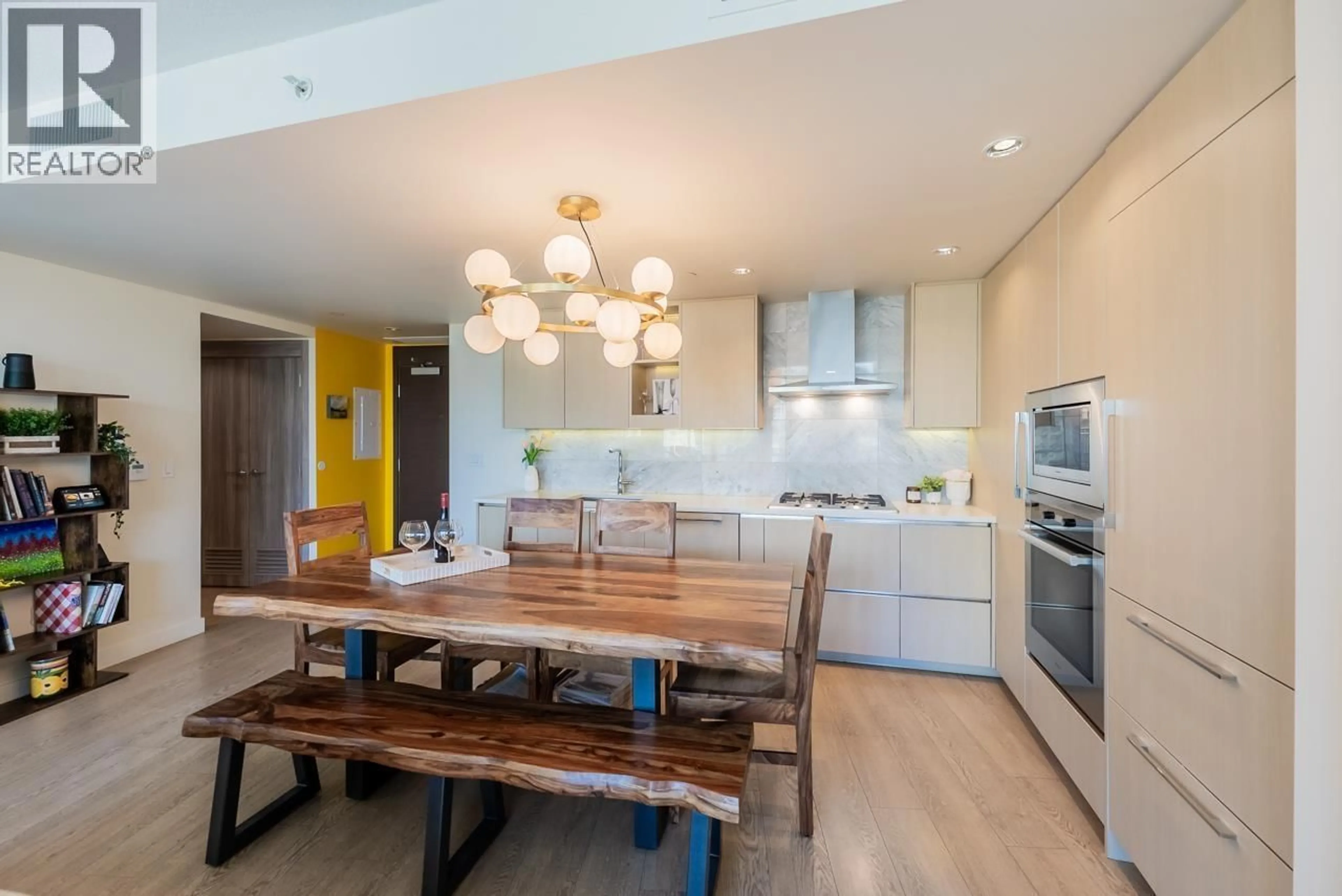 Open concept kitchen, wood/laminate floor for 1001 - 89 NELSON STREET, Vancouver British Columbia V6Z0E7