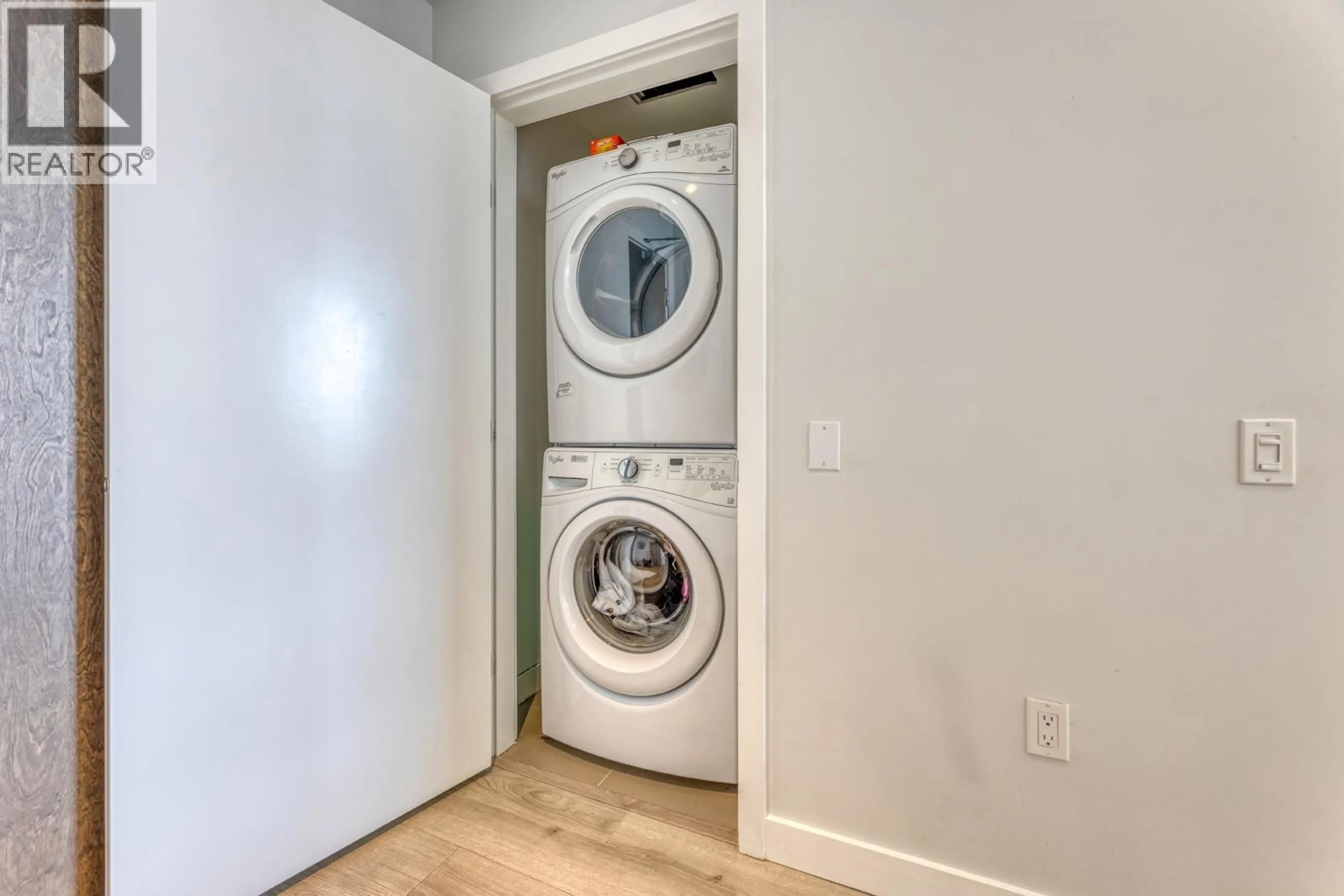 Laundry room for 1502 - 200 NELSON'S CRESCENT, New Westminster British Columbia V3L0H4