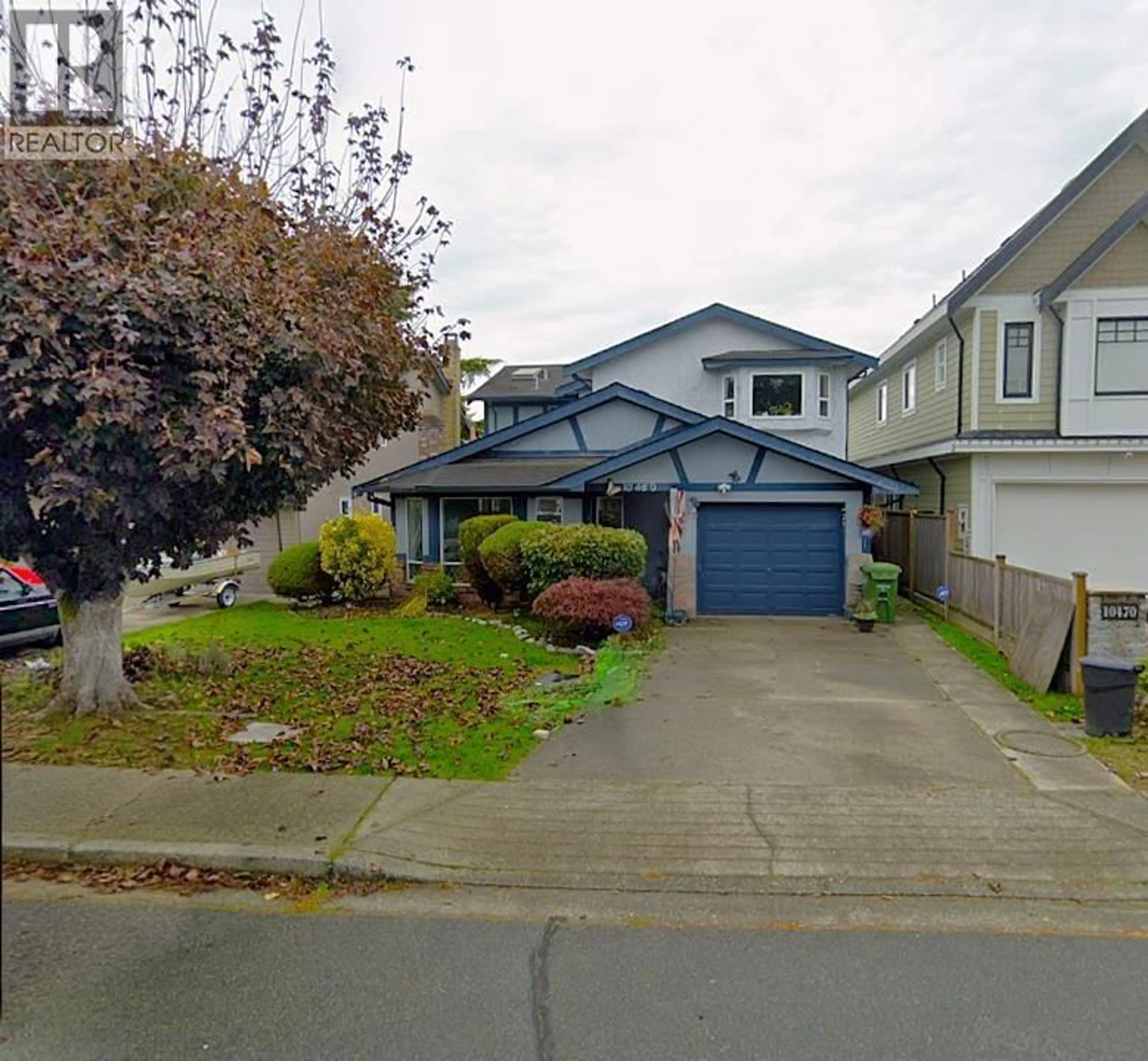 A pic from outside/outdoor area/front of a property/back of a property/a pic from drone, street for 10460 HOLLYBANK DRIVE, Richmond British Columbia V7E4S5