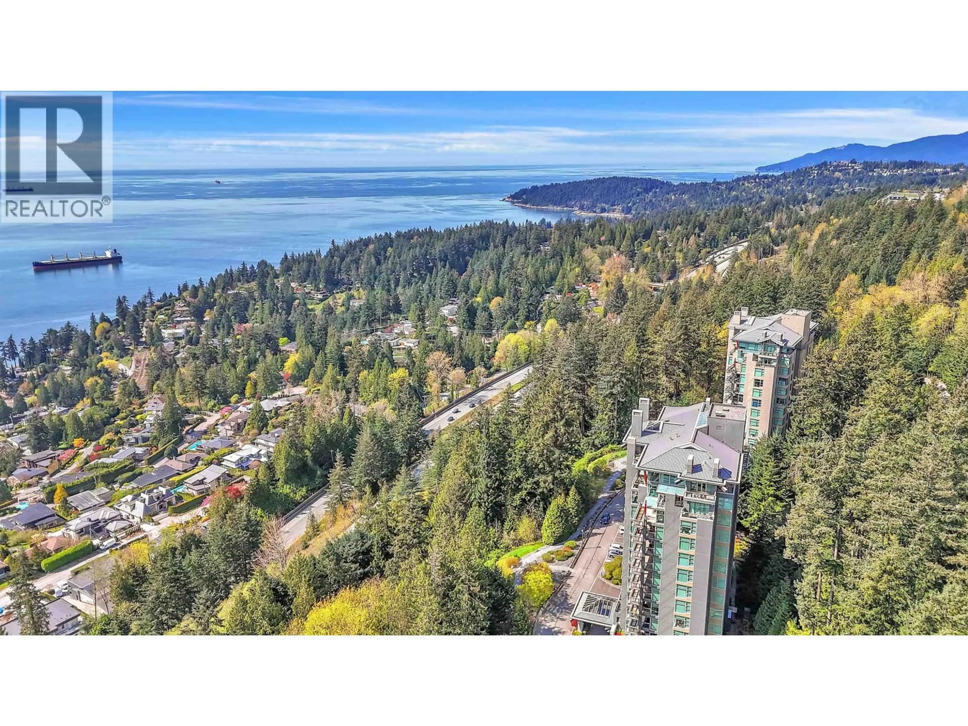 A pic from outside/outdoor area/front of a property/back of a property/a pic from drone, unknown for 702 - 3335 CYPRESS PLACE, West Vancouver British Columbia V7S3J8