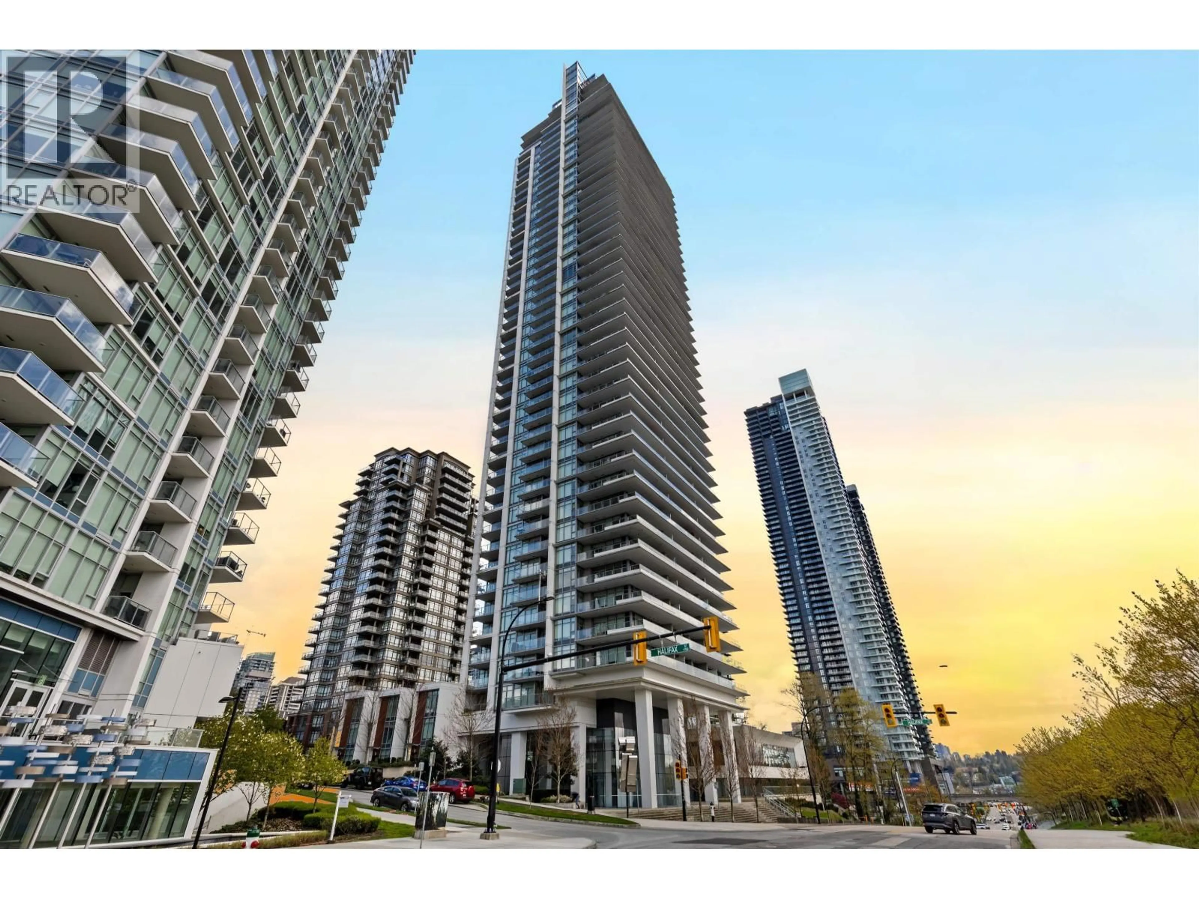 Unknown for 4207 - 1888 GILMORE AVENUE, Burnaby British Columbia V5C0L2