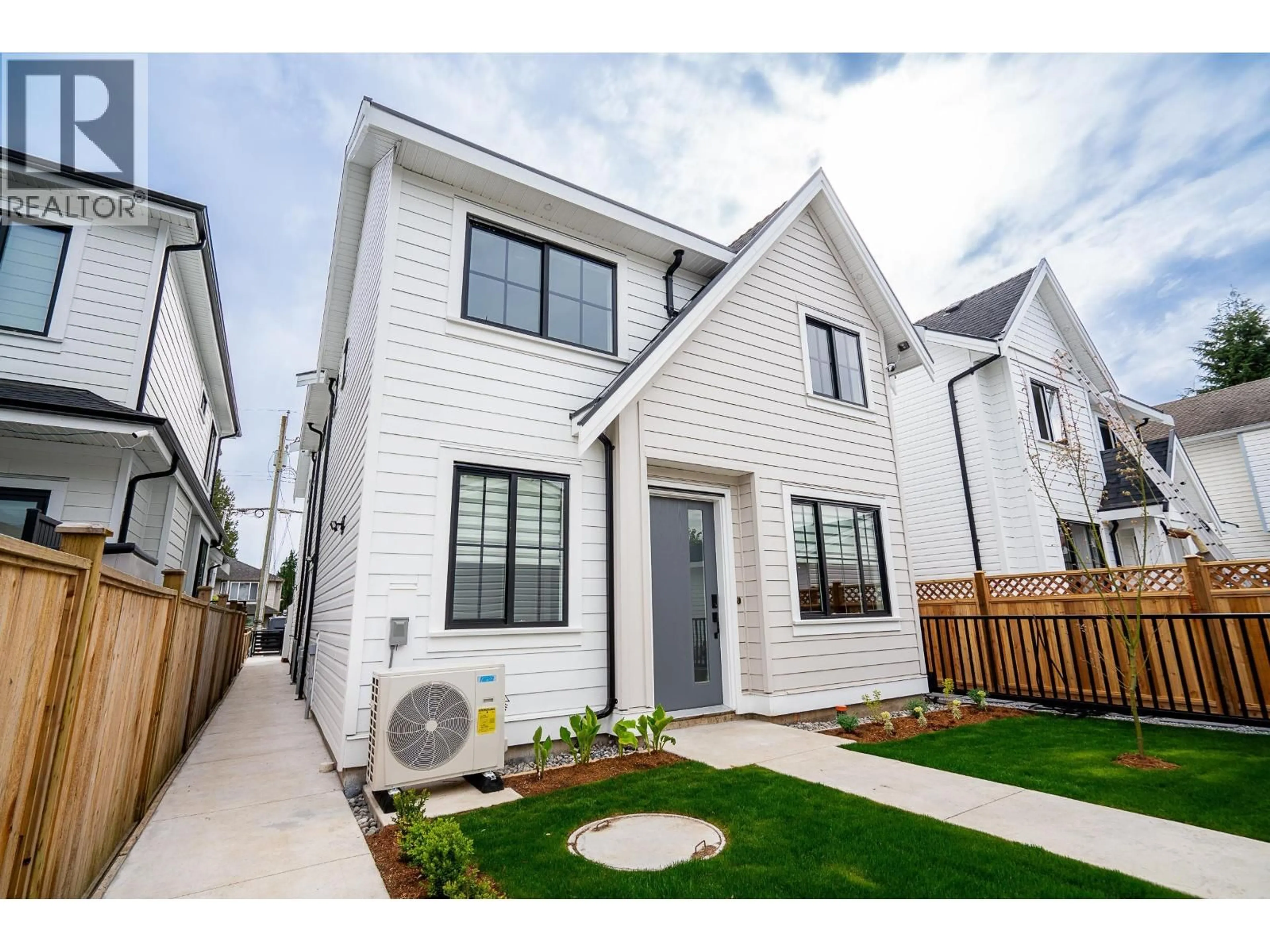 Home with vinyl exterior material, street for 102 - 1619 MANNING AVENUE, Port Coquitlam British Columbia V3B1K7