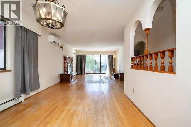 4332 VICTORIA DRIVE, Vancouver 5