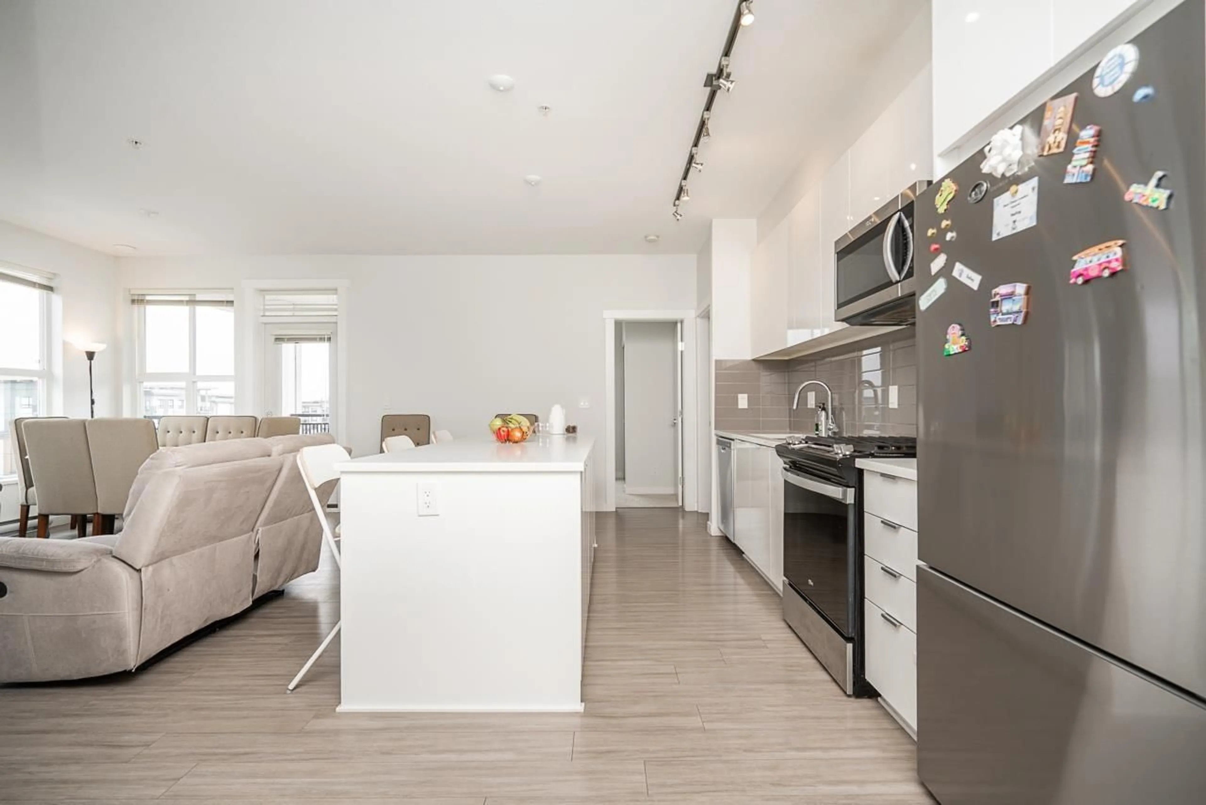 Open concept kitchen, unknown for B516 - 8150 207 STREET, Langley British Columbia V2Y4J3