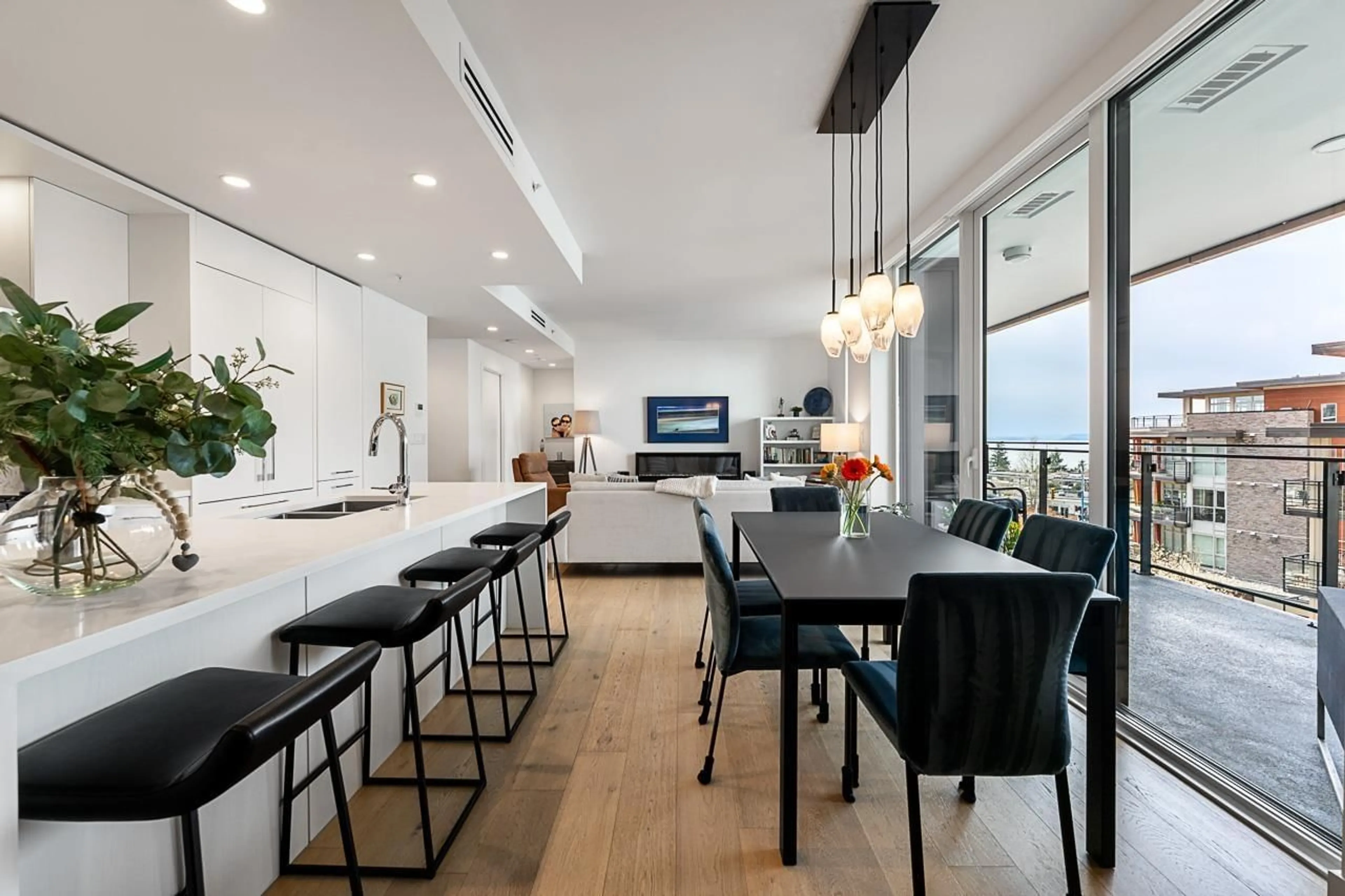 Unknown for 507 - 1439 GEORGE STREET, White Rock British Columbia V4B0B9