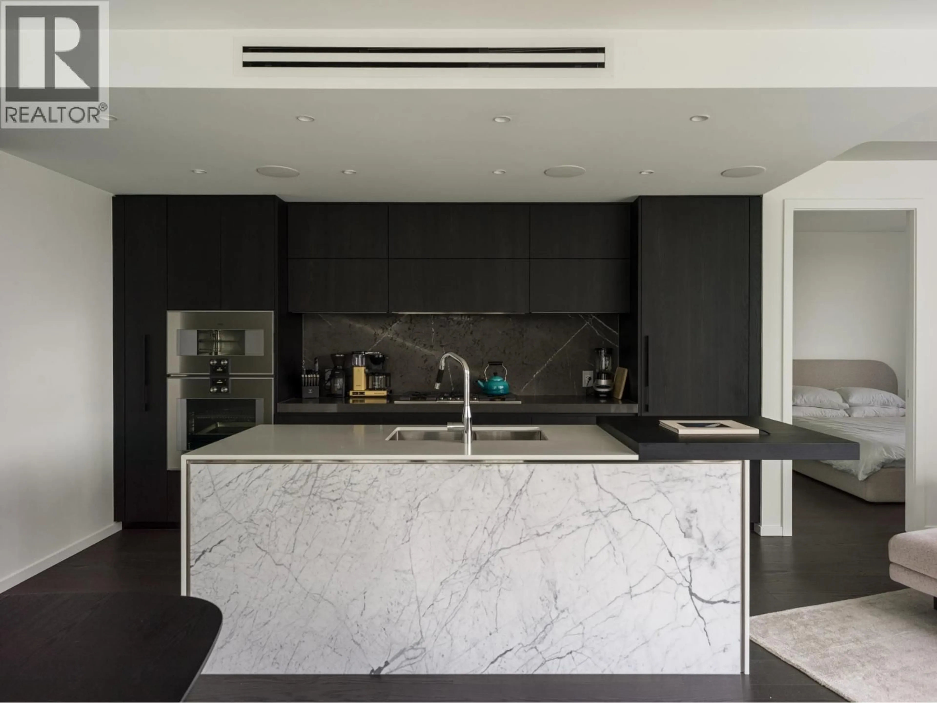 Contemporary kitchen, unknown for 406 - 1601 QUEBEC STREET, Vancouver British Columbia V6A0J9