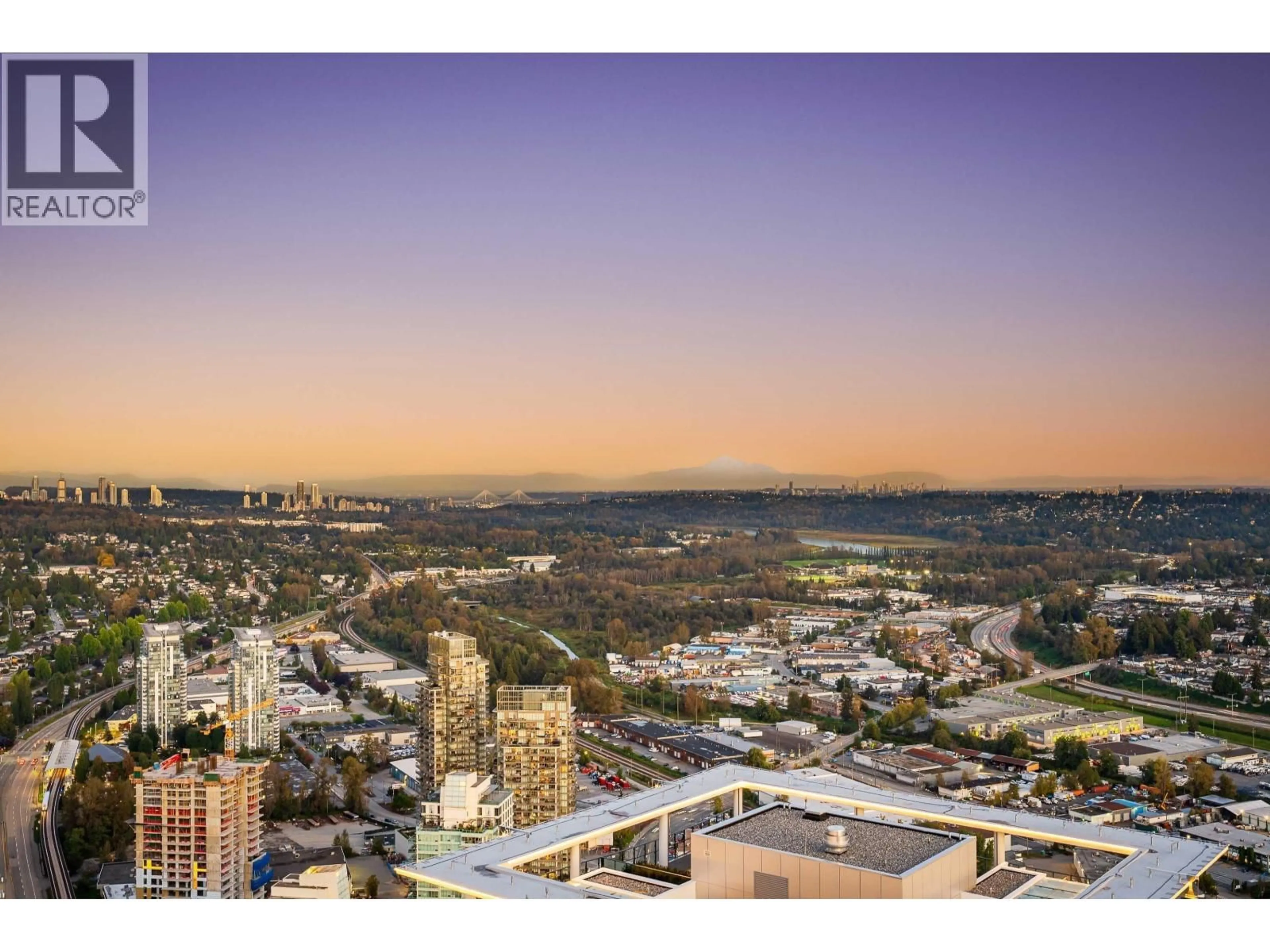 A pic from outside/outdoor area/front of a property/back of a property/a pic from drone, city buildings view from balcony for 5404 - 4880 LOUGHEED HIGHWAY, Burnaby British Columbia V5C0N1