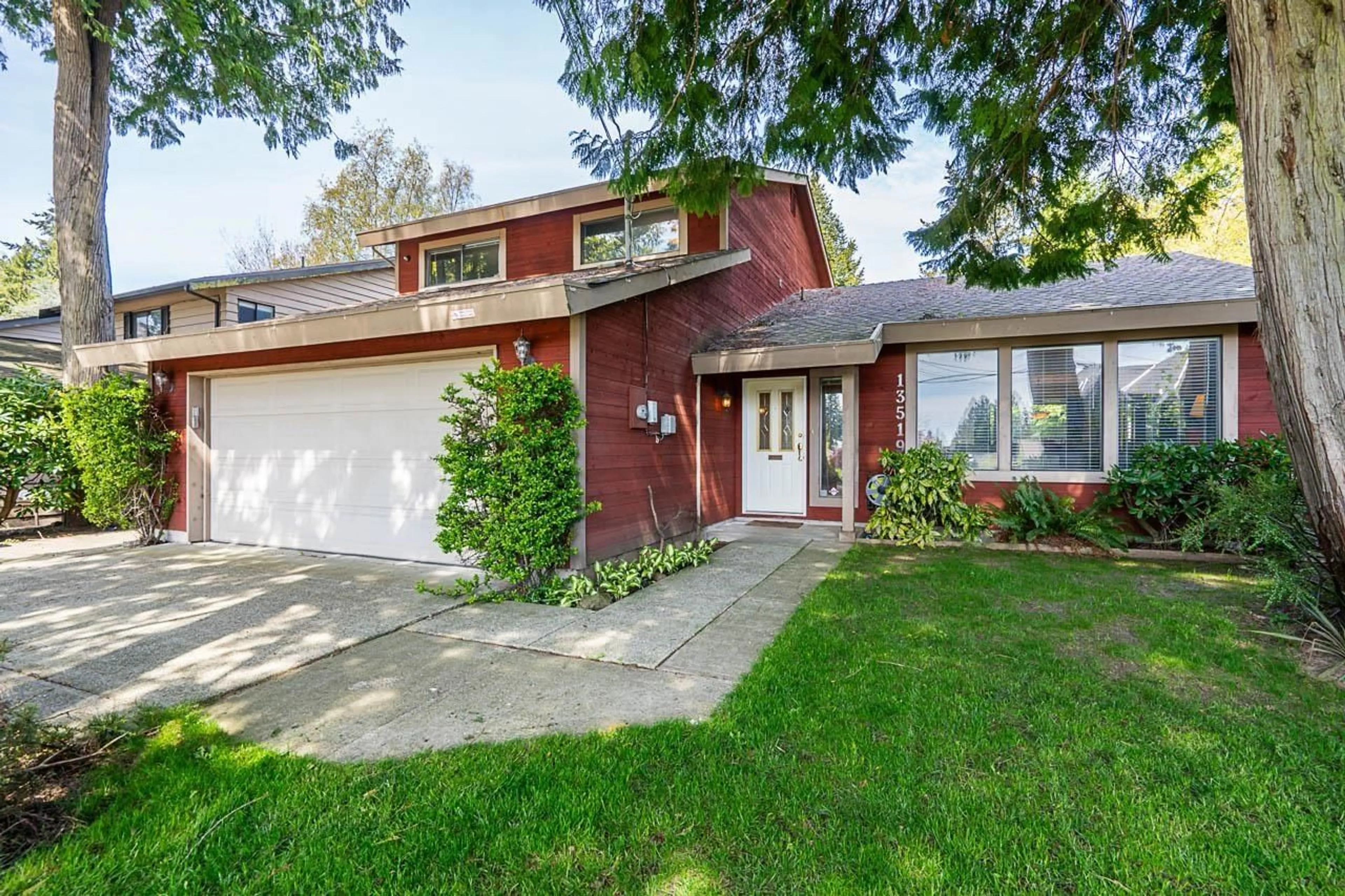 Home with brick exterior material, street for 13519 15 AVENUE, Surrey British Columbia V4A5H4