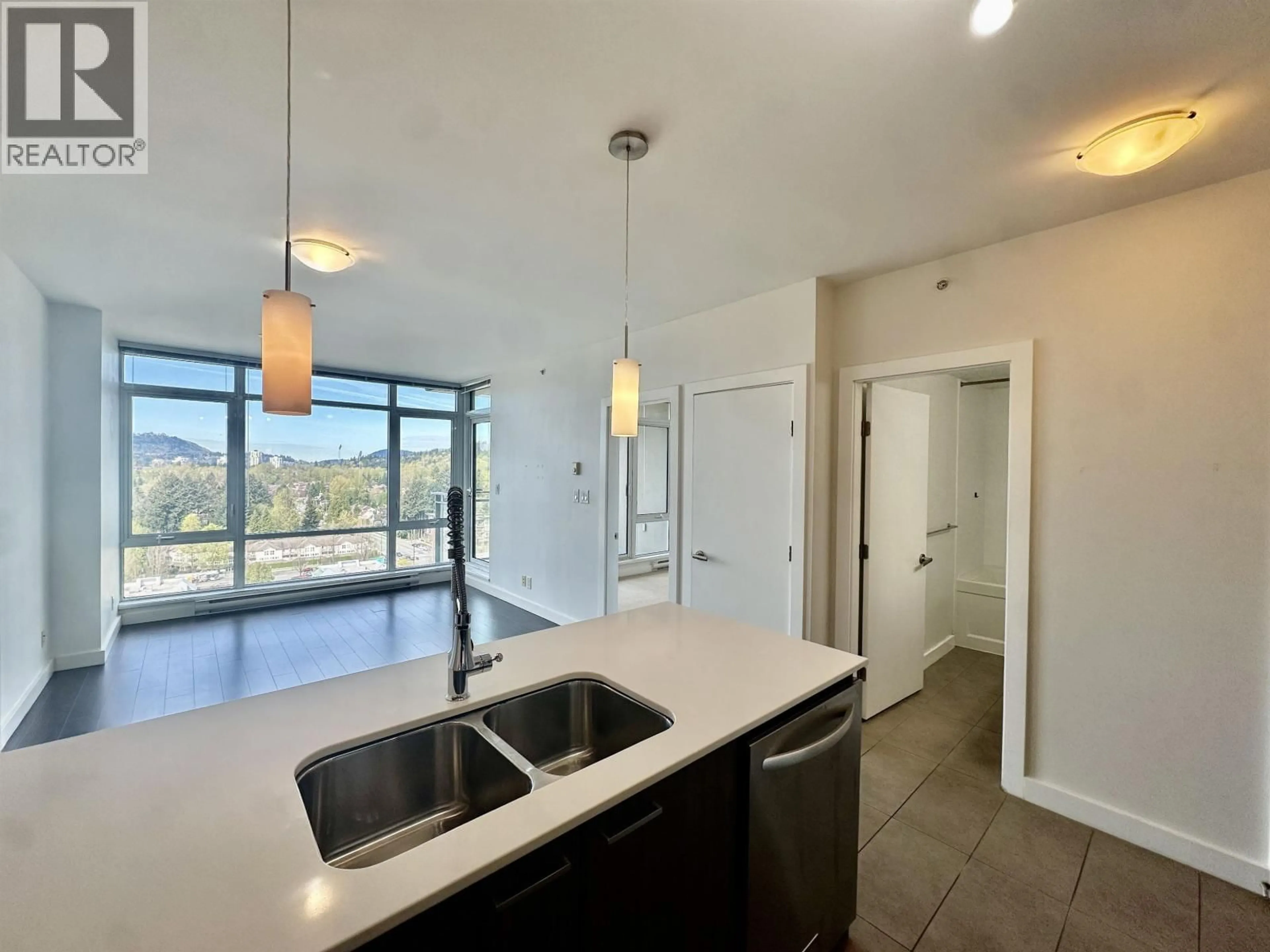 Open concept kitchen, unknown for 1708 - 2955 ATLANTIC AVENUE, Coquitlam British Columbia V3B0H9