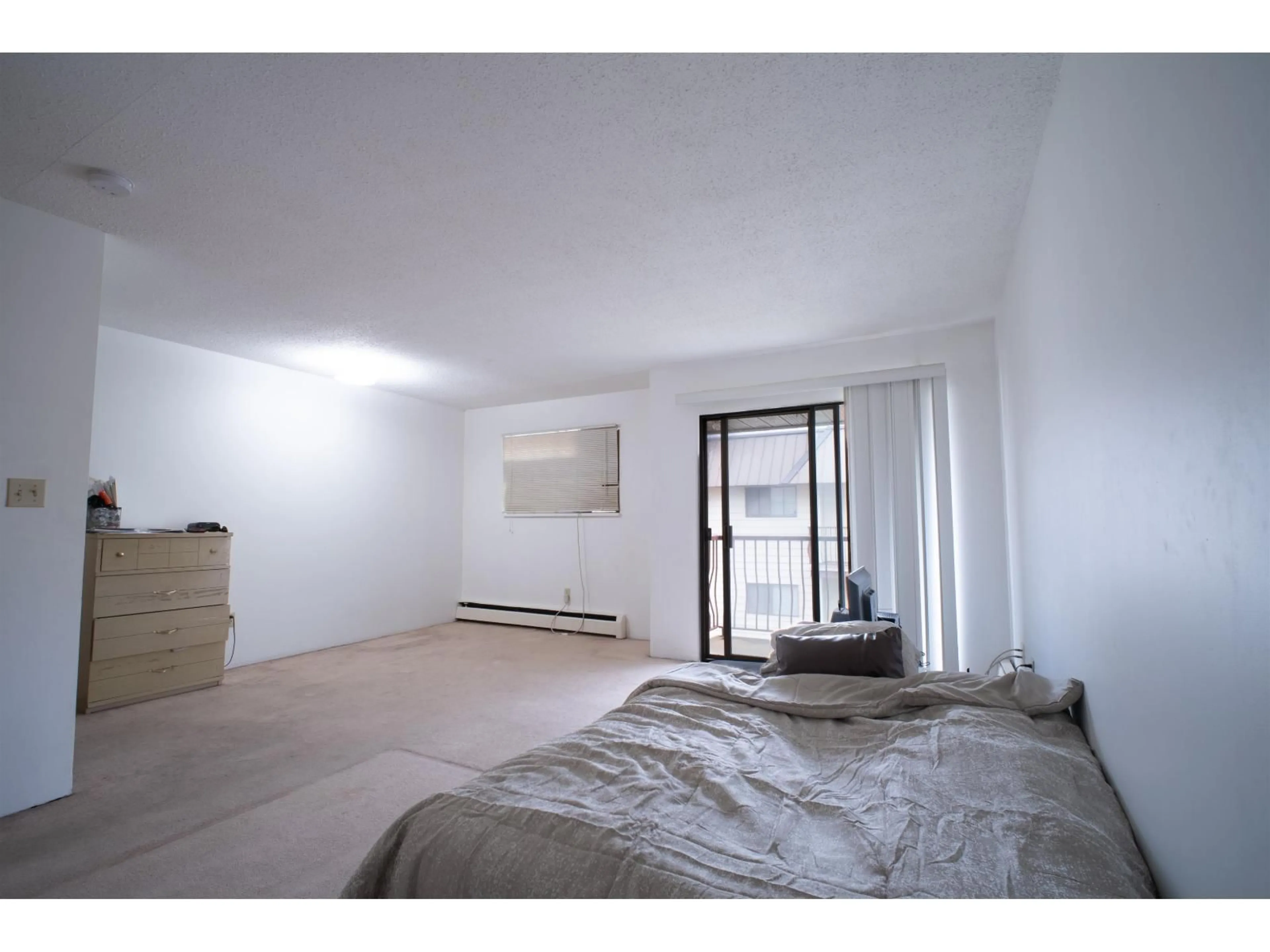 A pic of a room for 307 - 45749 SPADINA AVENUE, Chilliwack British Columbia V2P1T5