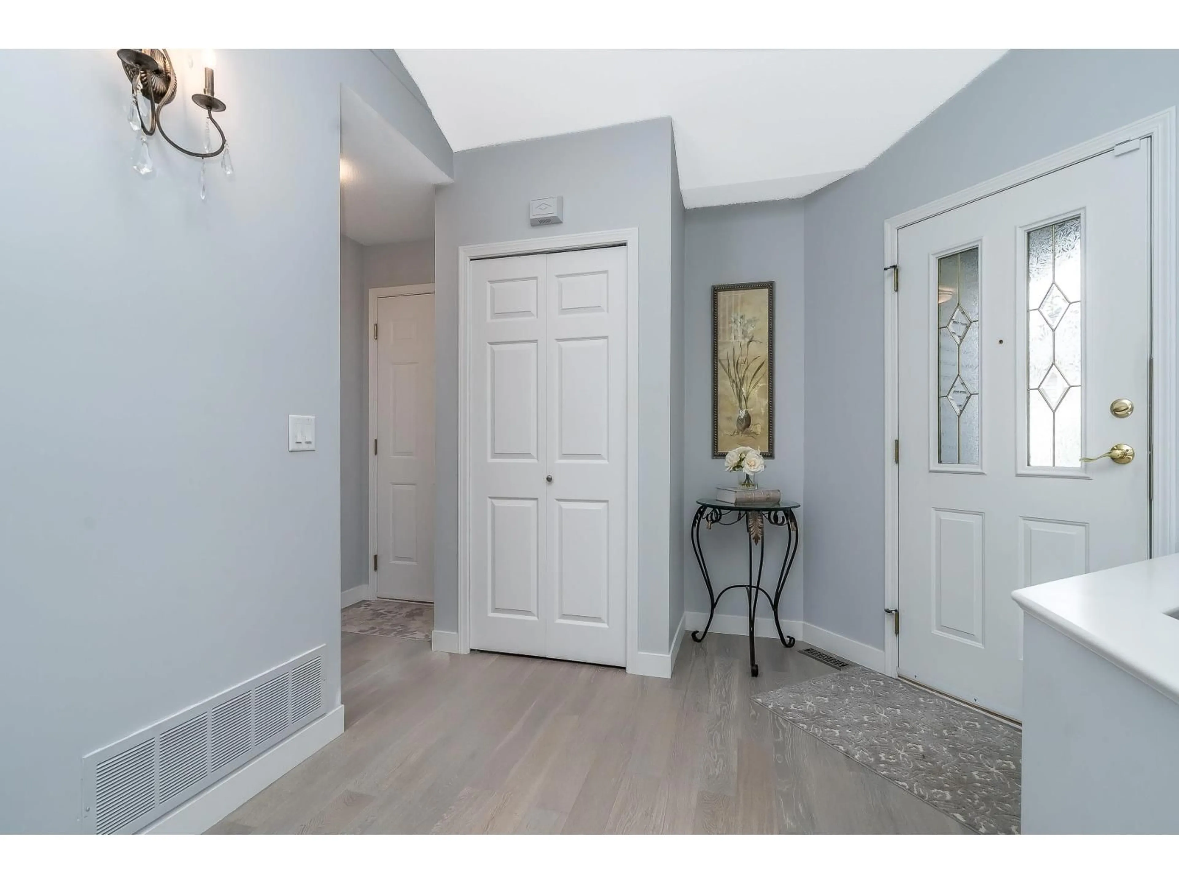 Indoor entryway for 42 - 17917 68 AVENUE, Surrey British Columbia V3S9E2