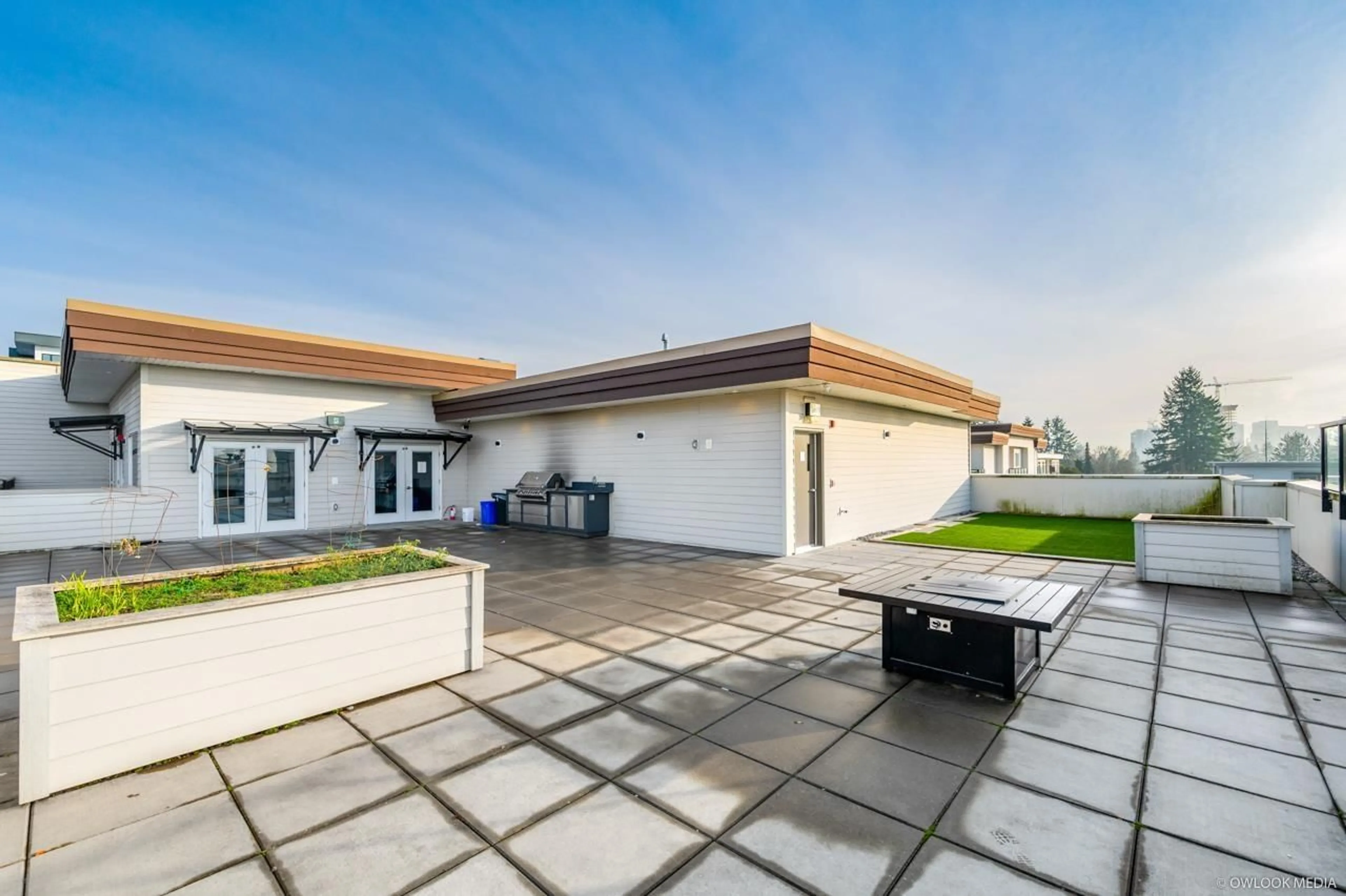 Patio, street for 323 - 13768 108 AVENUE, Surrey British Columbia V3T0L9