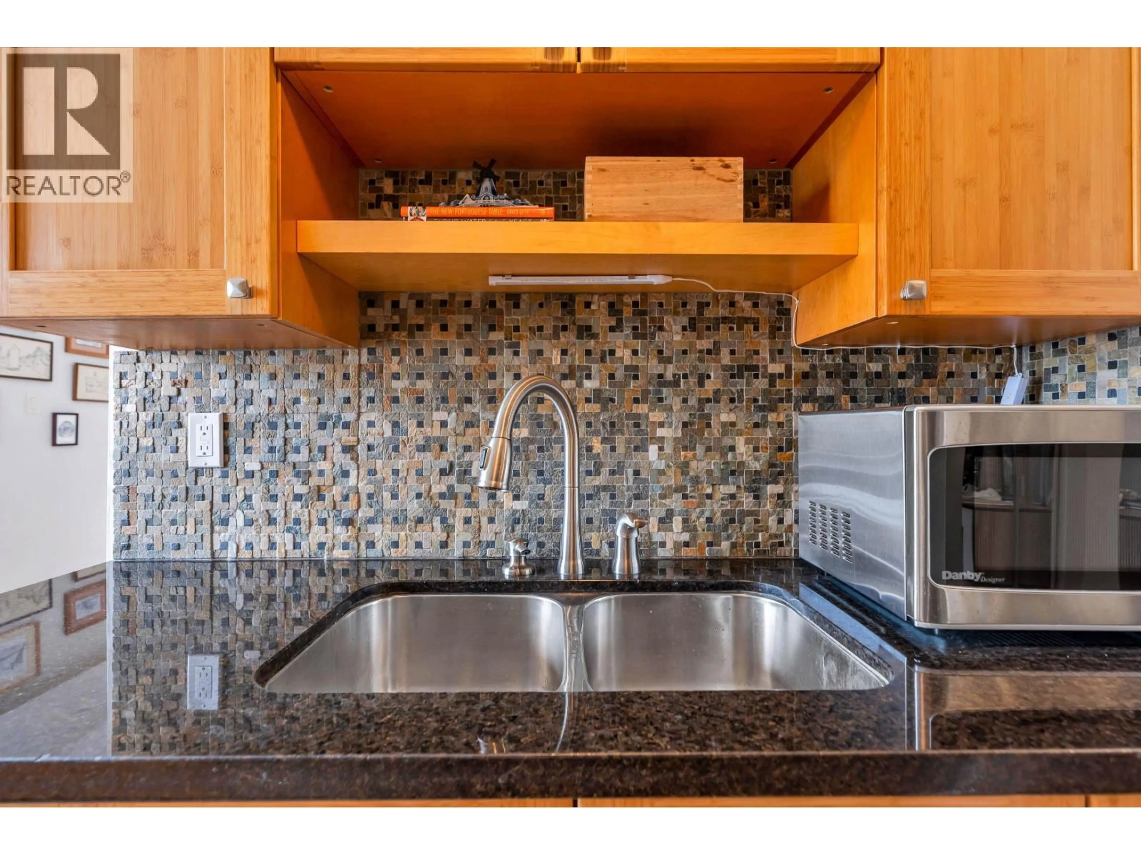 Standard kitchen, ceramic/tile floor for 207 - 2080 MAPLE STREET, Vancouver British Columbia V6J4P9
