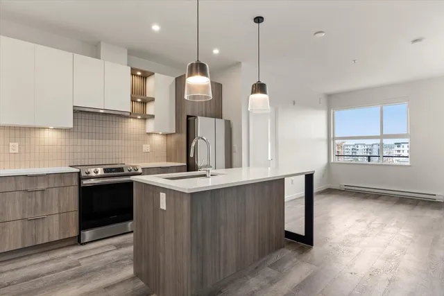 602 - 20695 EASTLEIGH CRESCENT, Langley 5