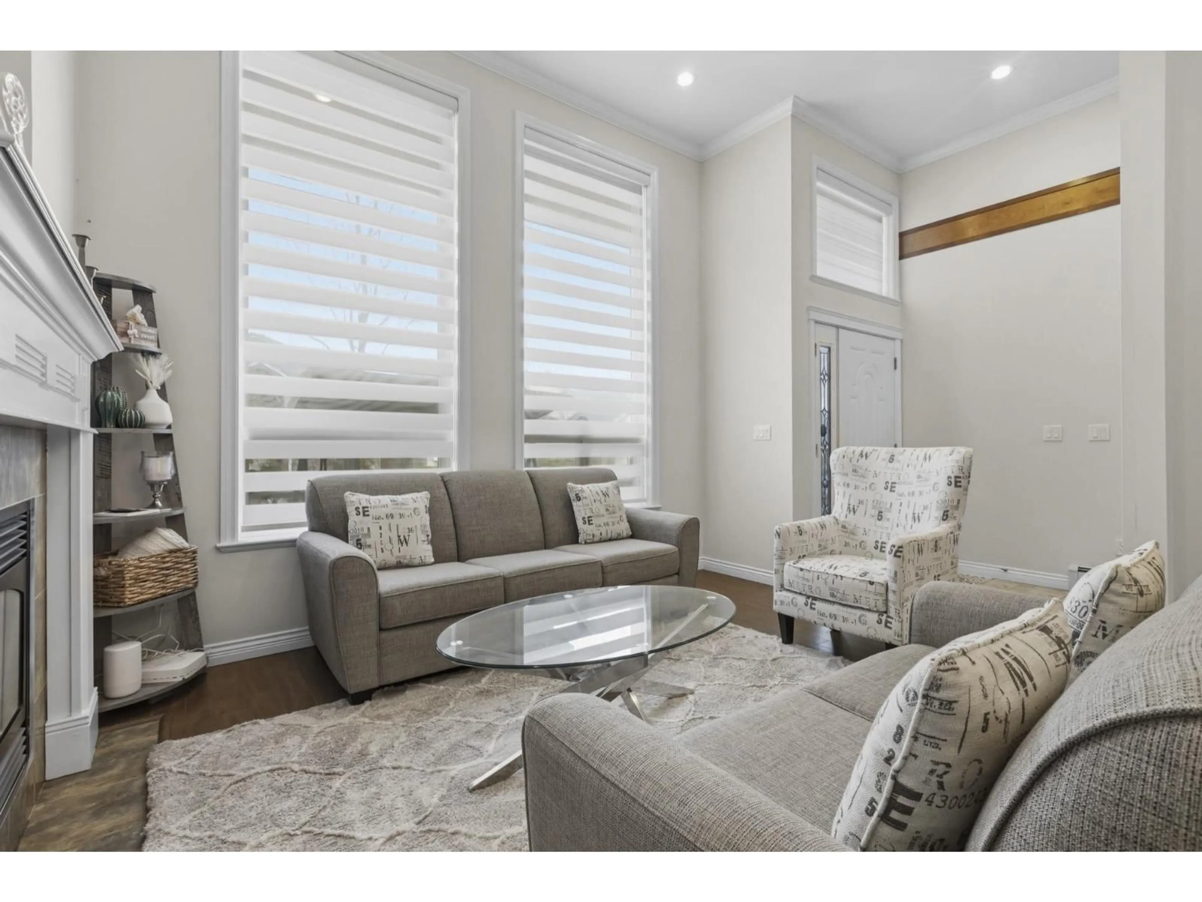 Living room with furniture, unknown for 14732 71A AVENUE, Surrey British Columbia V3S4P7