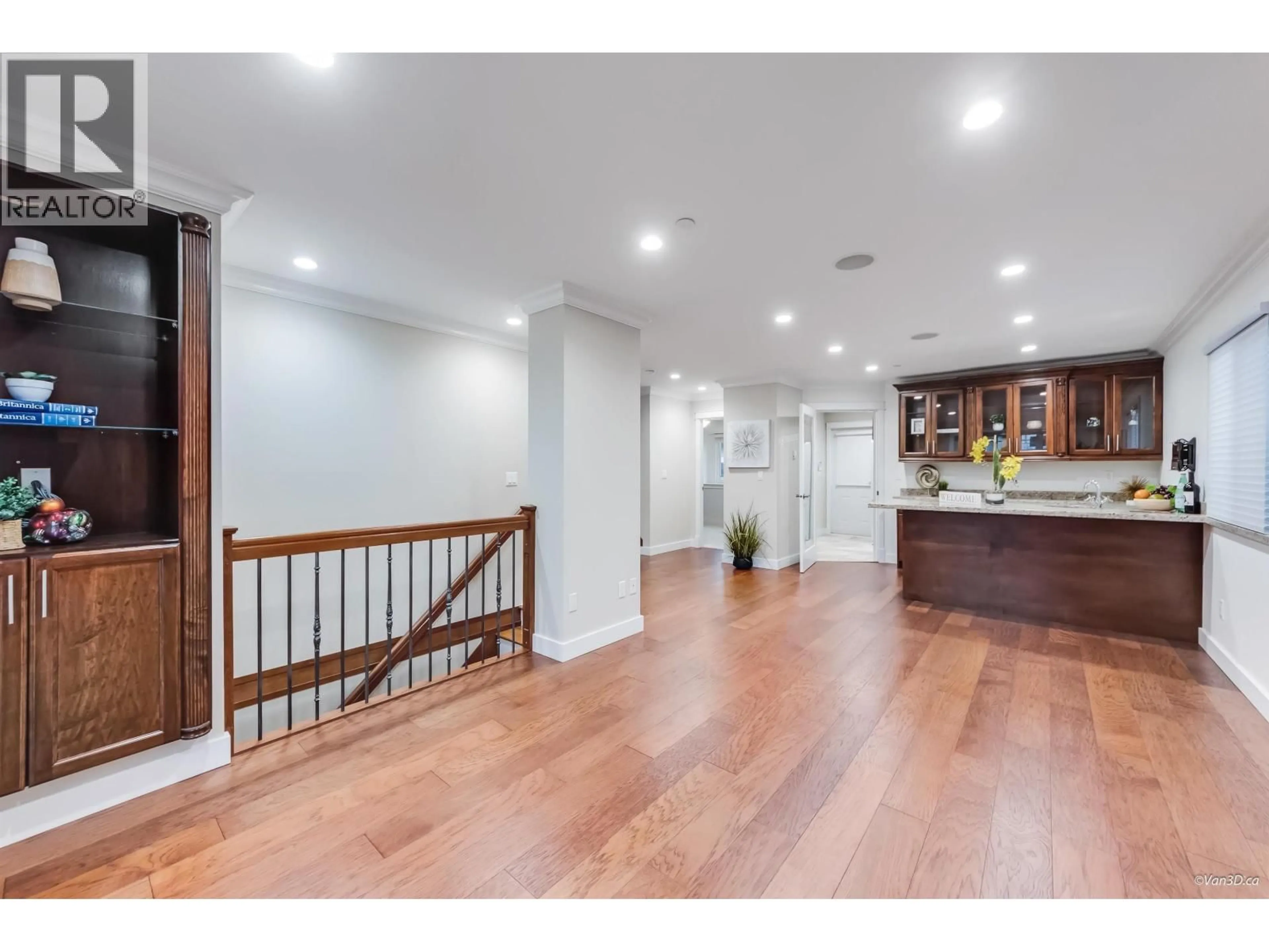 Unknown for 6167 COMMERCIAL STREET, Vancouver British Columbia V5P3P2
