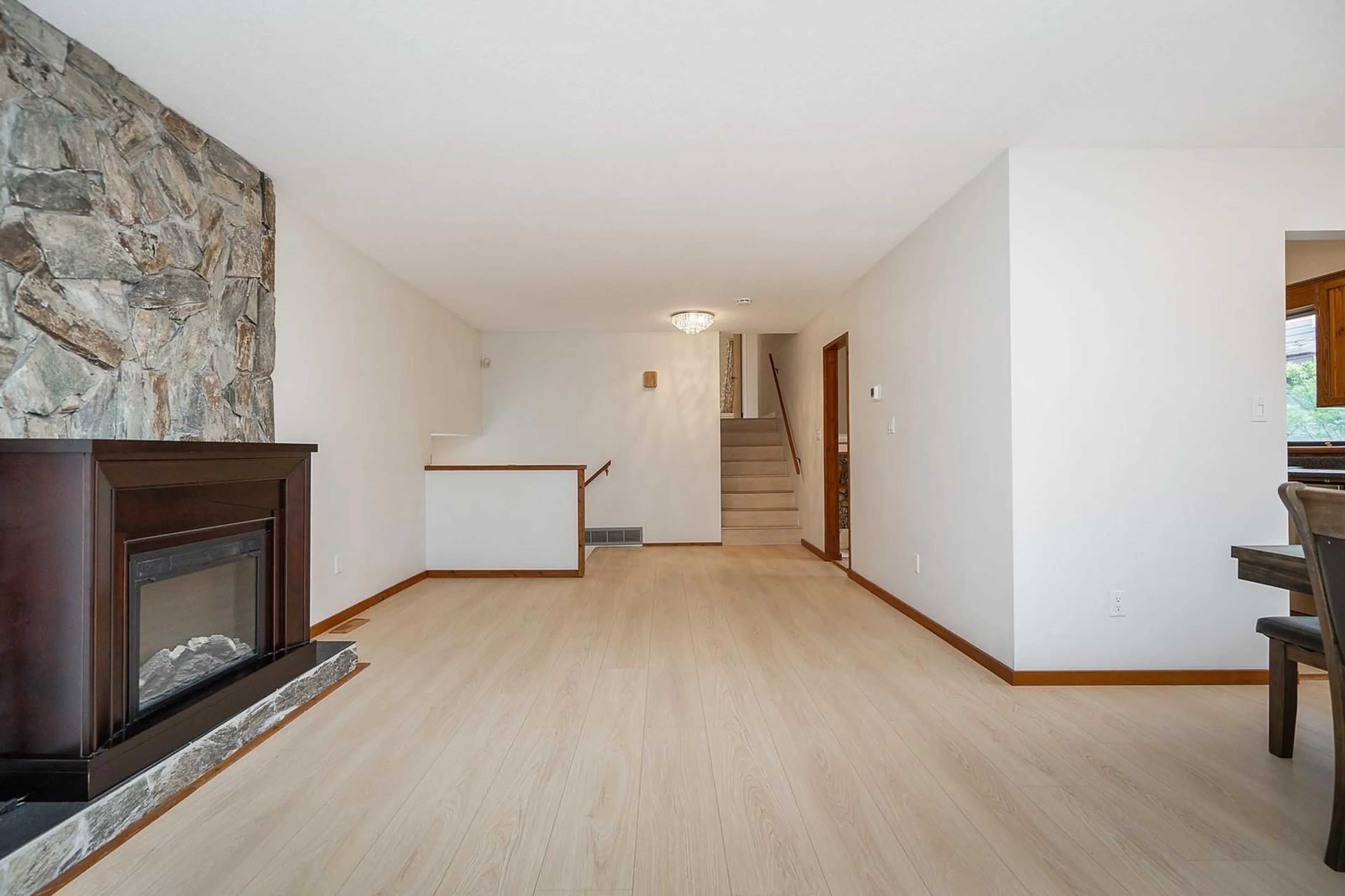 Unknown for 6578 130A STREET, Surrey British Columbia V3W8M5