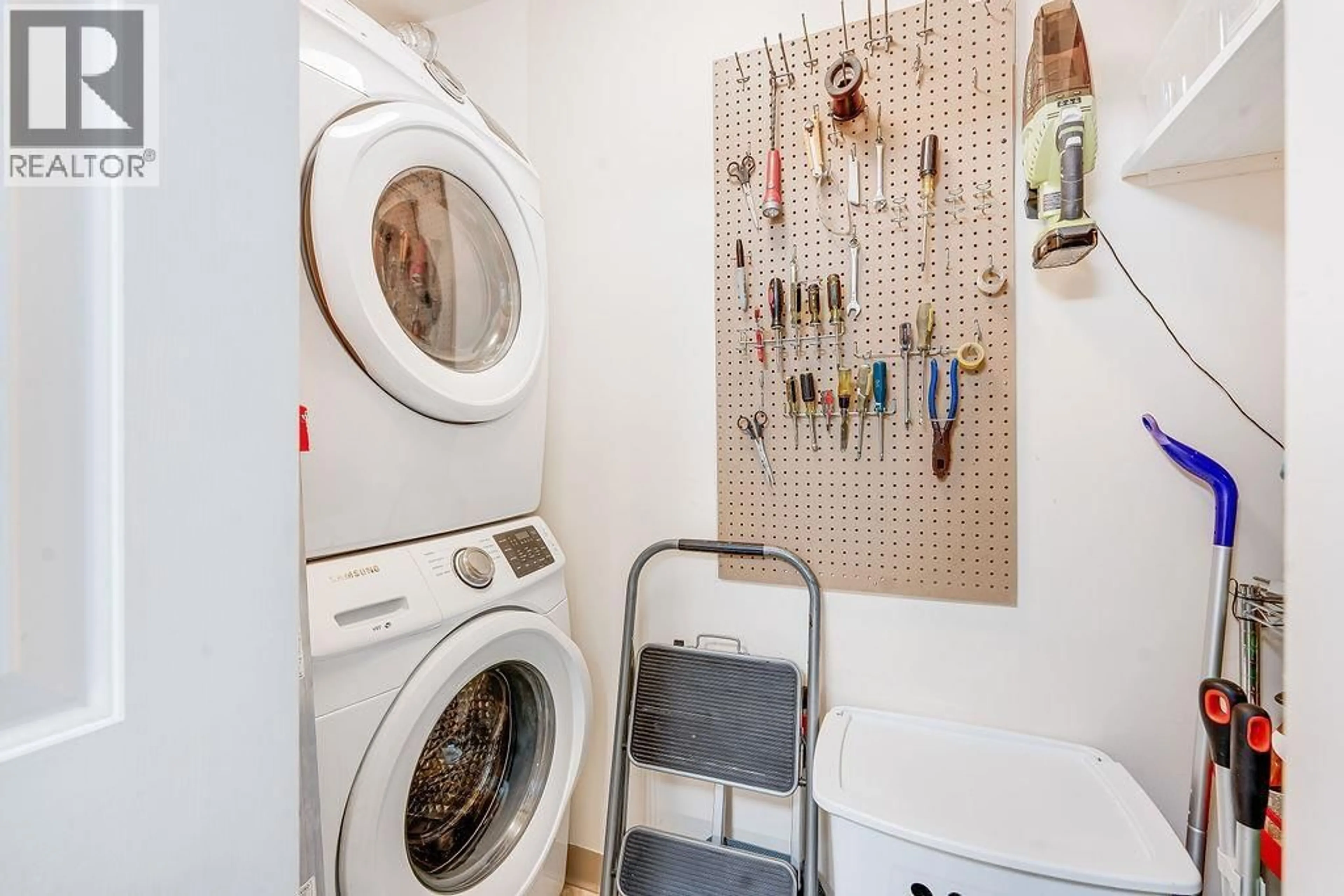 Laundry room for 205 - 6860 RUMBLE STREET, Burnaby British Columbia V5E1A8